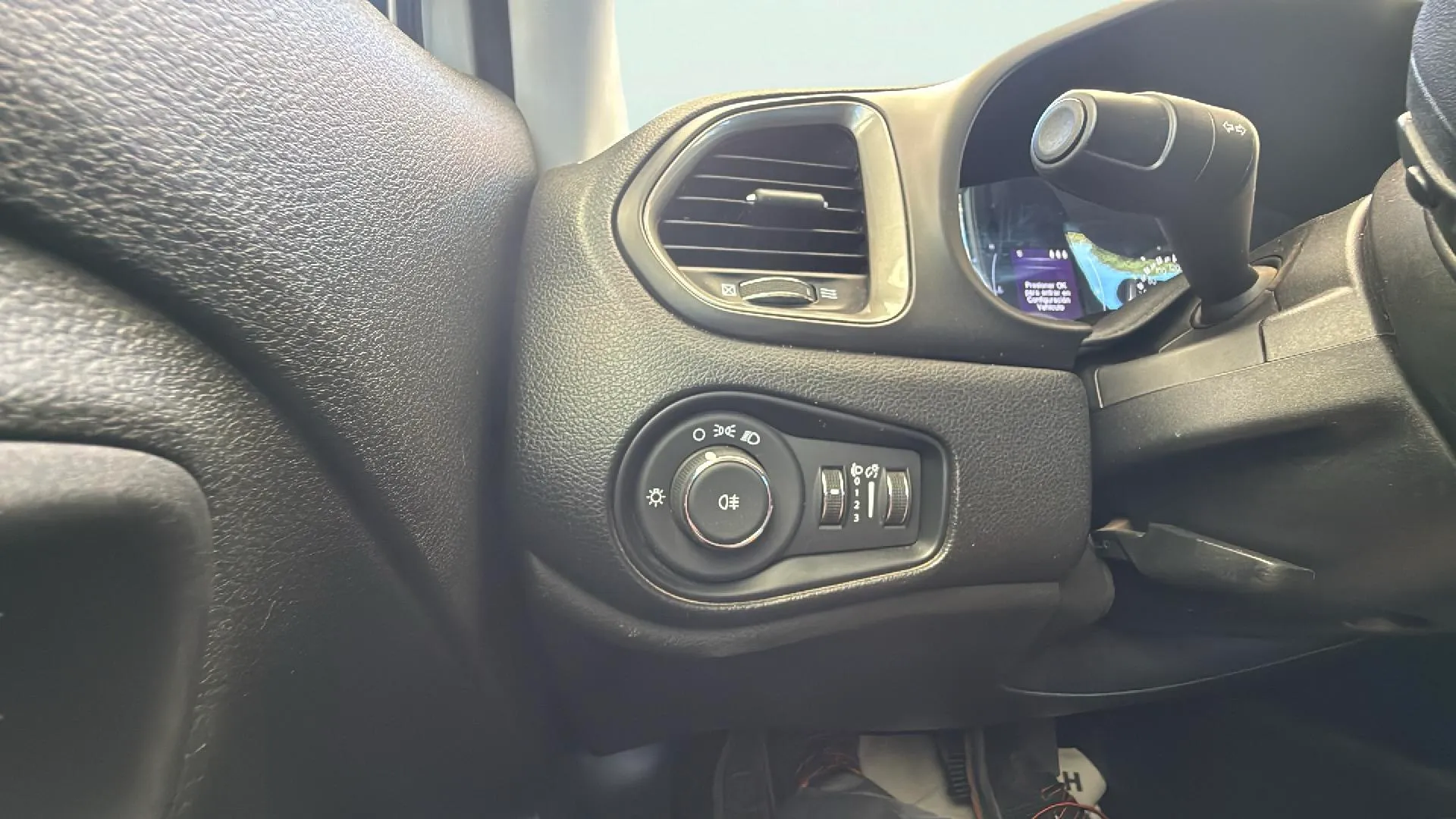 Jeep Renegade Longitude 1.0G 4x2 - foto 17