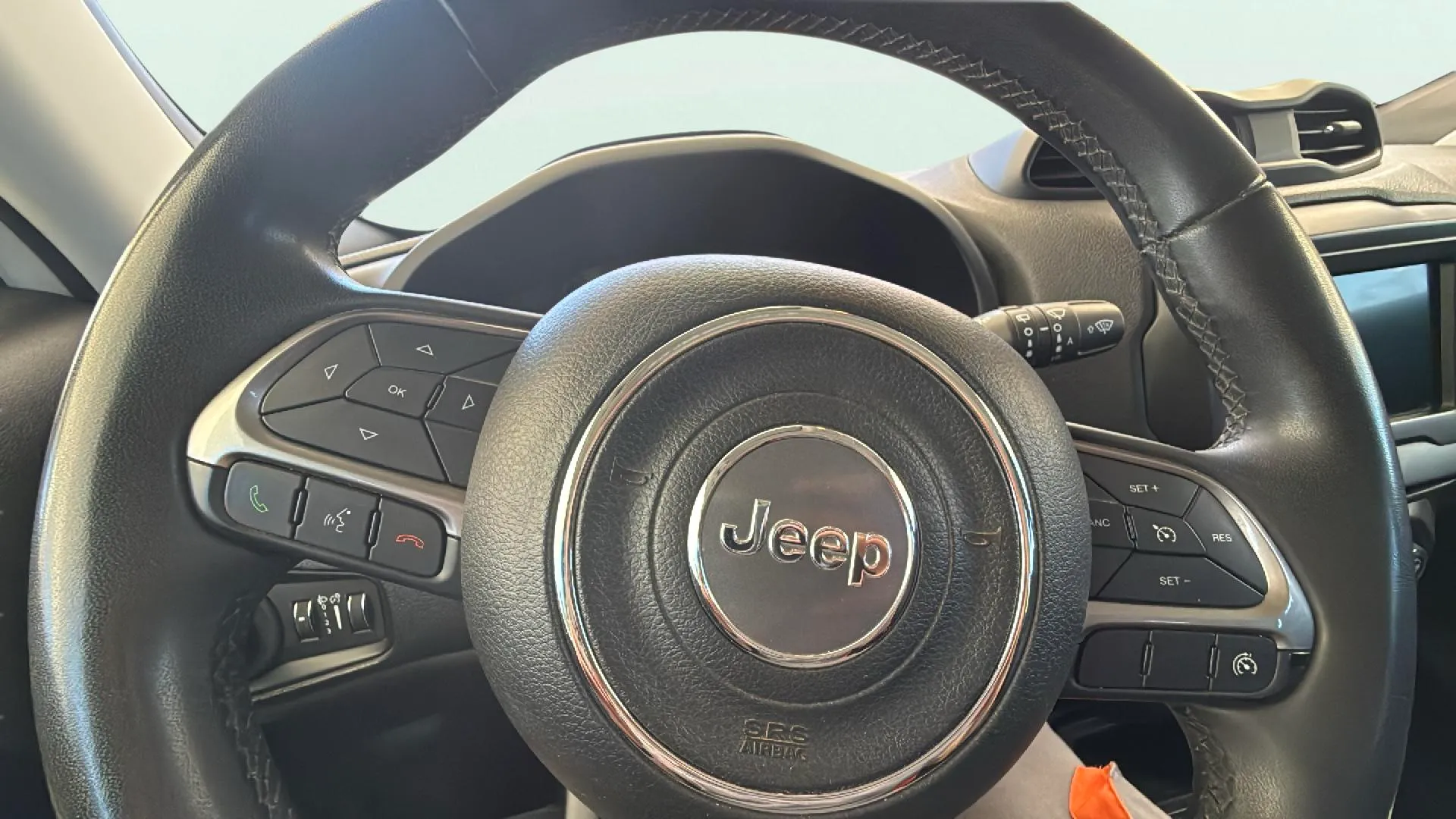 Jeep Renegade Longitude 1.0G 4x2 - foto 19