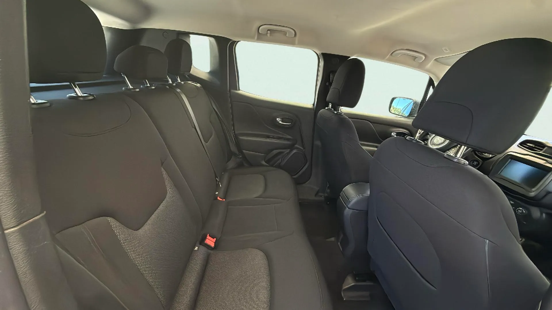 Jeep Renegade Longitude 1.0G 4x2 - foto 13