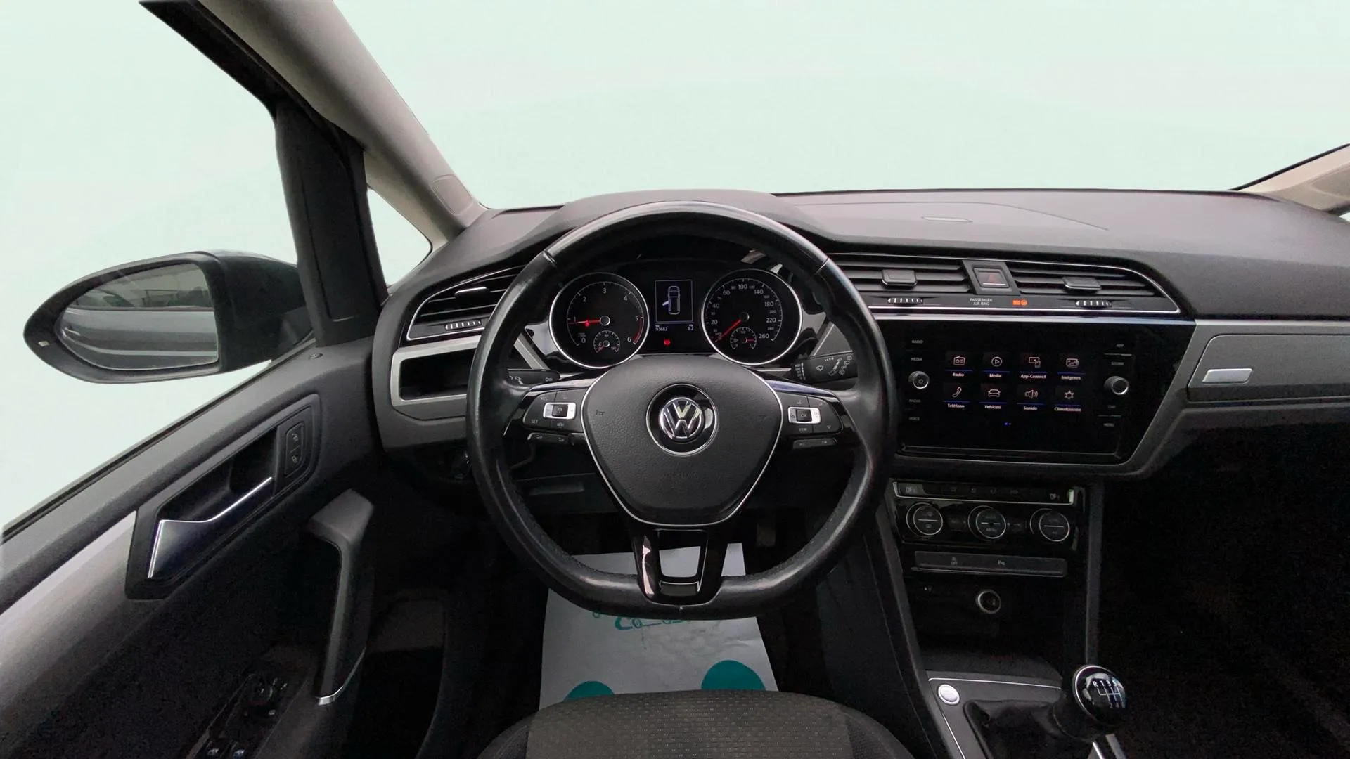 Volkswagen Touran Advance 2.0 TDI - foto 11