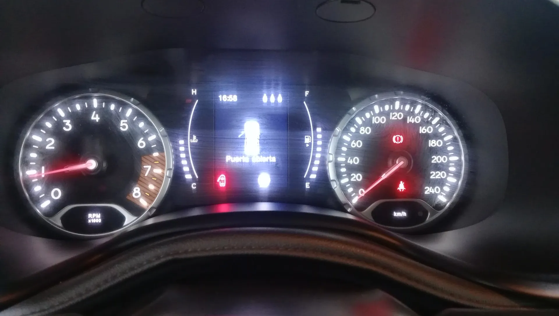 Jeep Renegade Longitude 1.0G 4x2 - foto 13