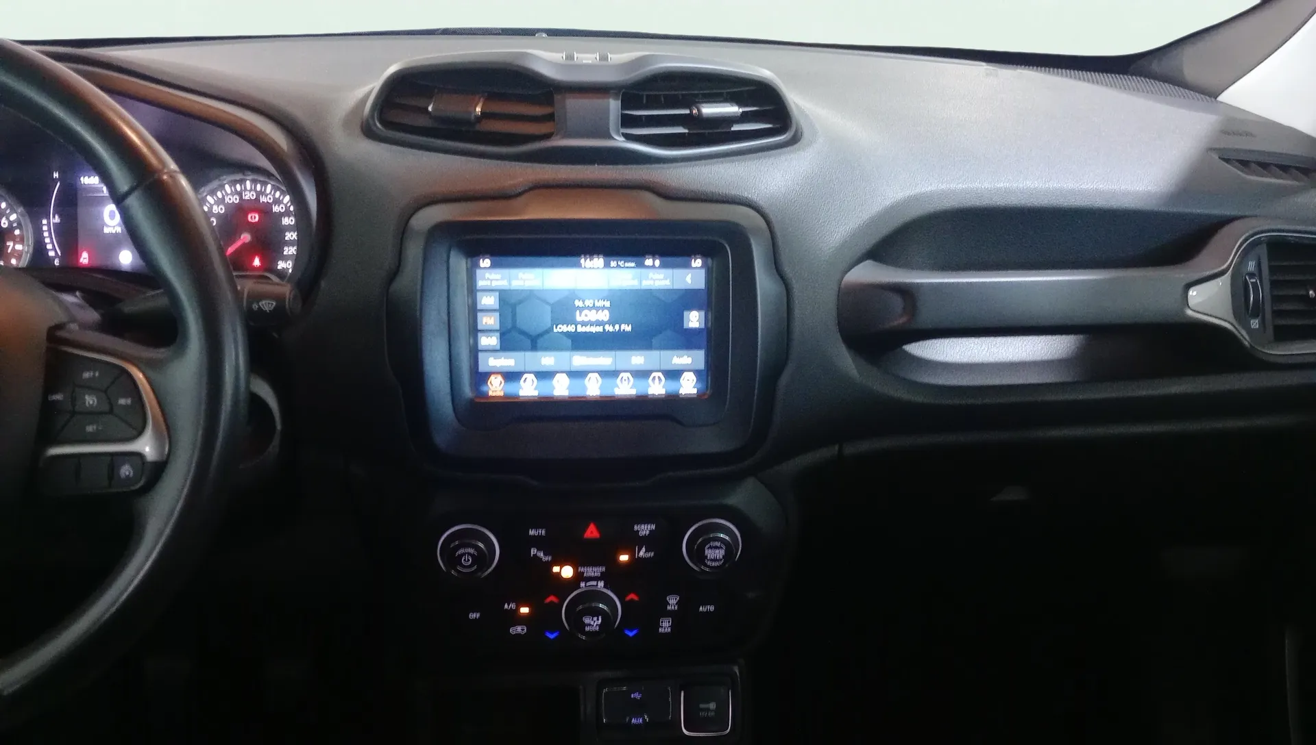 Jeep Renegade Longitude 1.0G 4x2 - foto 11