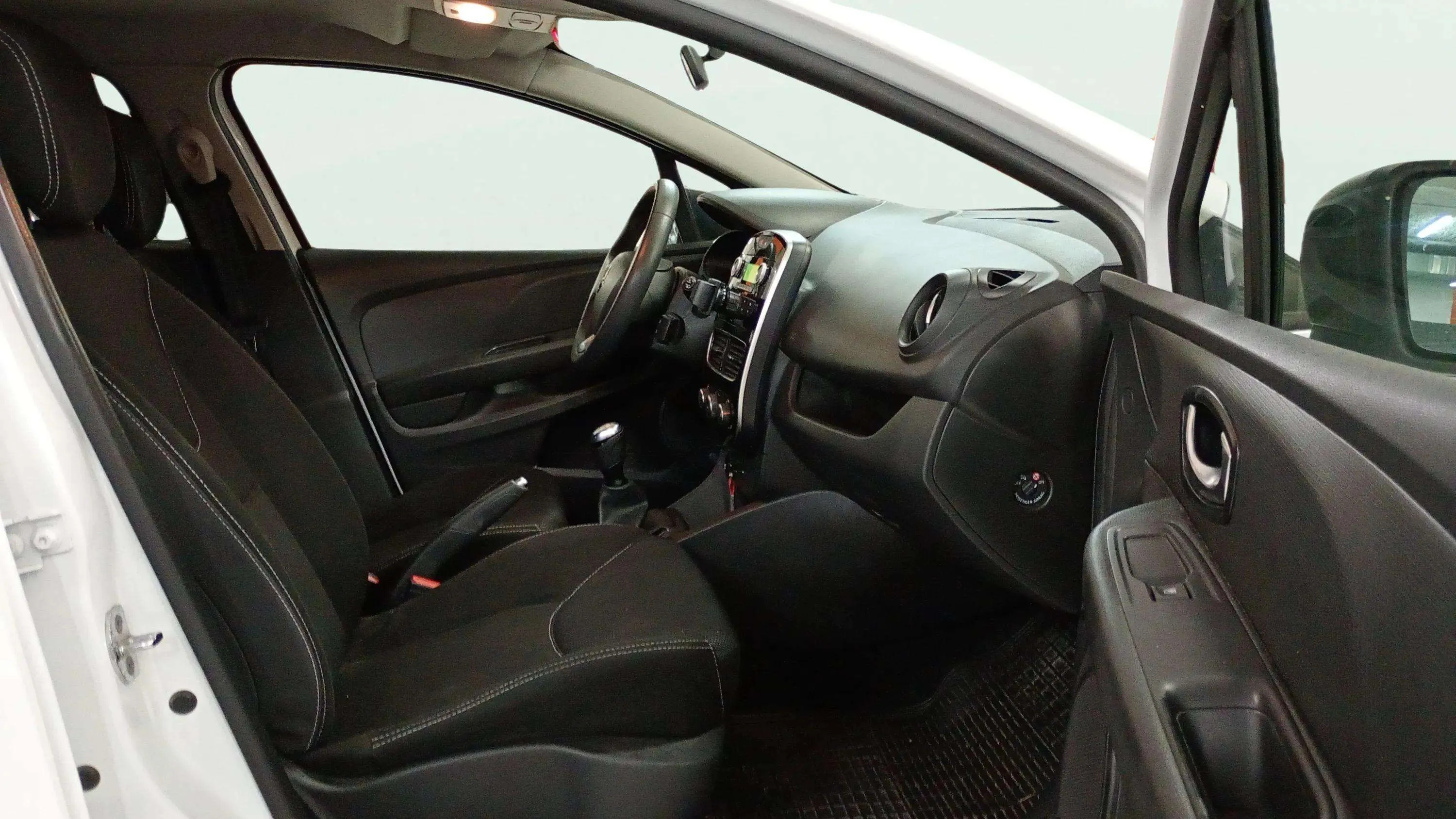 Renault Clio Business dCi -18 - foto 11