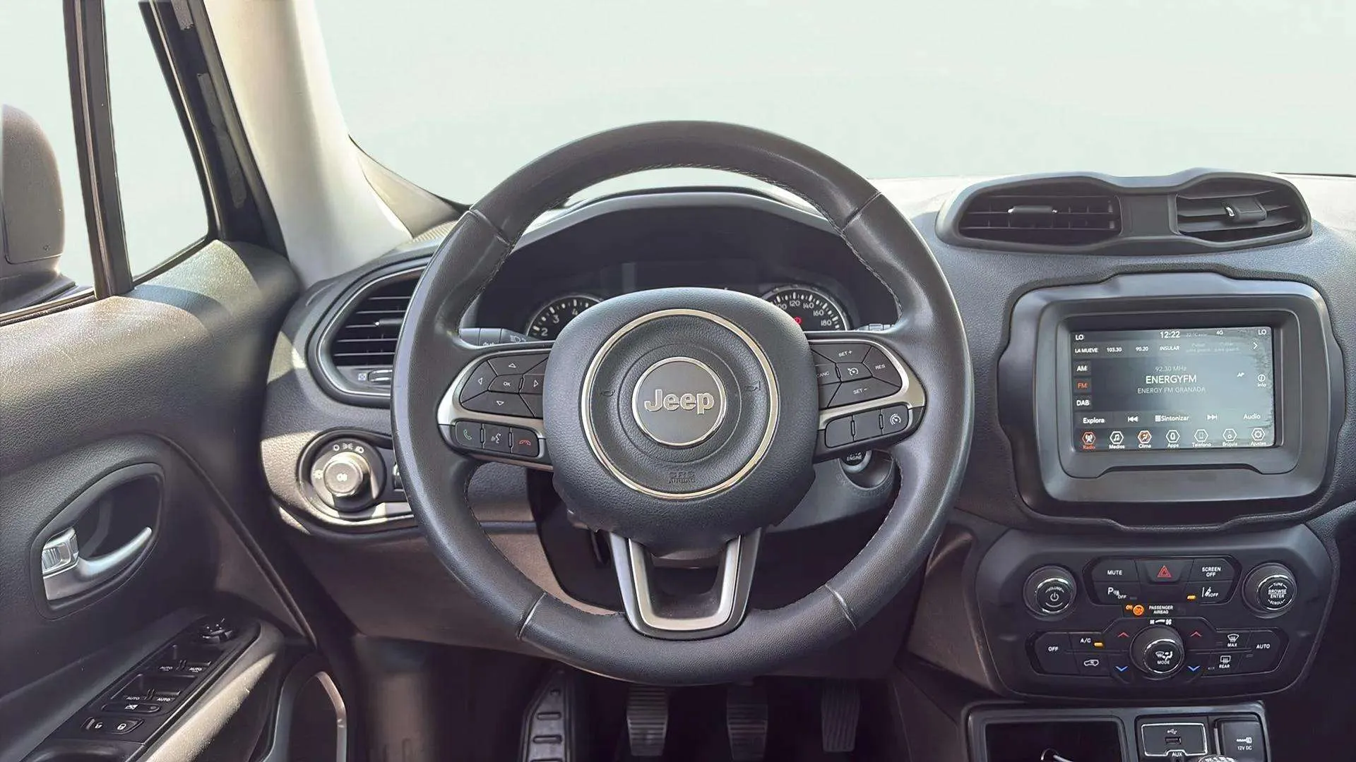 Jeep Renegade Longitude 1.0G 4x2 - foto 9