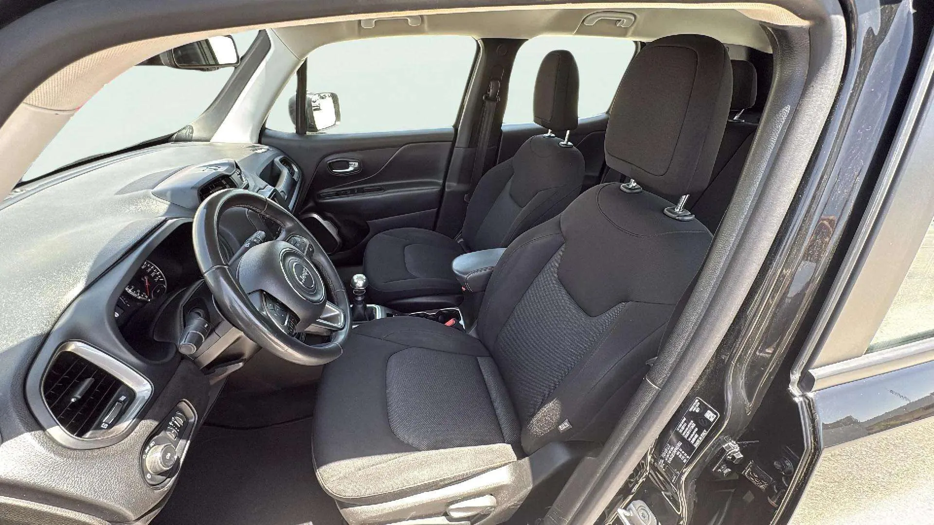 Jeep Renegade Longitude 1.0G 4x2 - foto 11