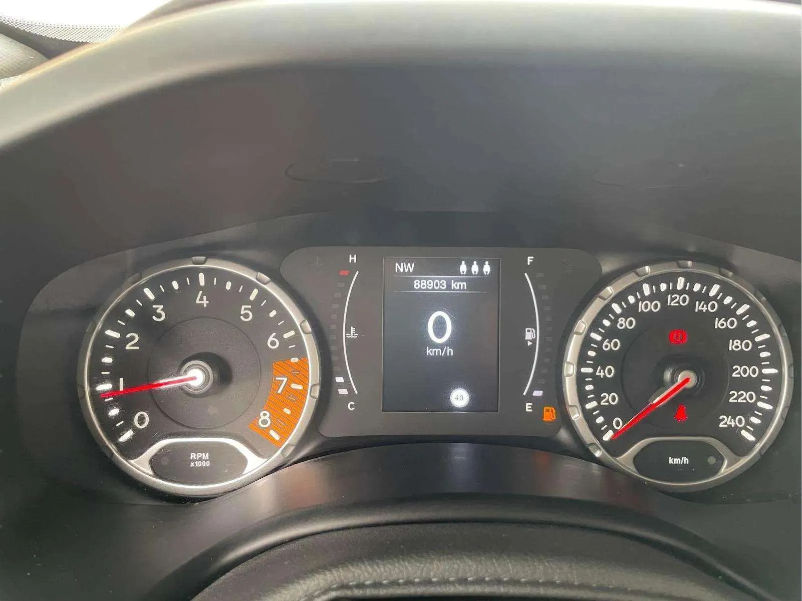 Jeep Renegade Longitude 1.0G 4x2 - foto 7