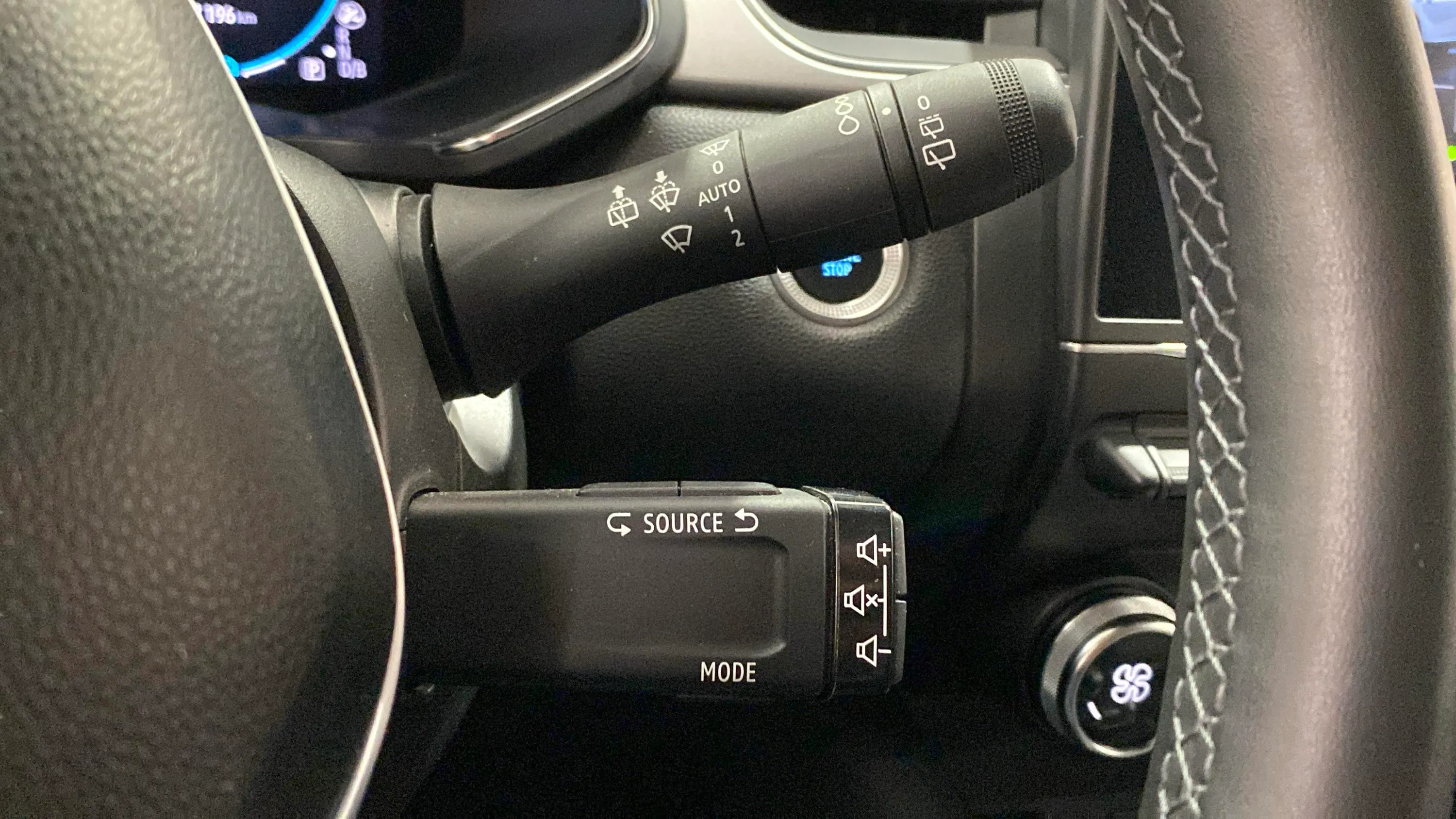 Renault Captur Zen E-Tech Híbrido enchufable - foto 22