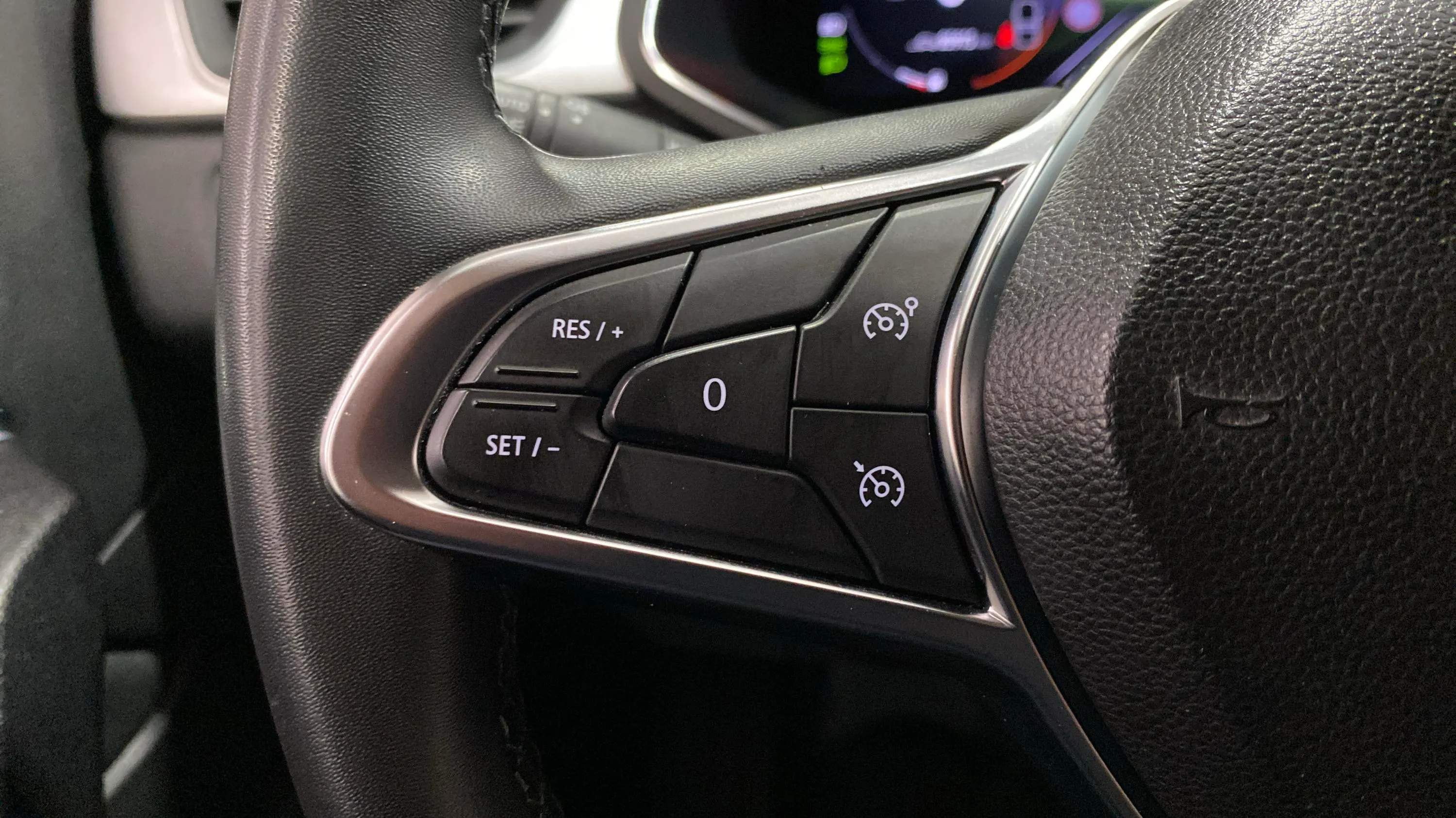Renault Captur Zen E-Tech Híbrido enchufable - foto 19