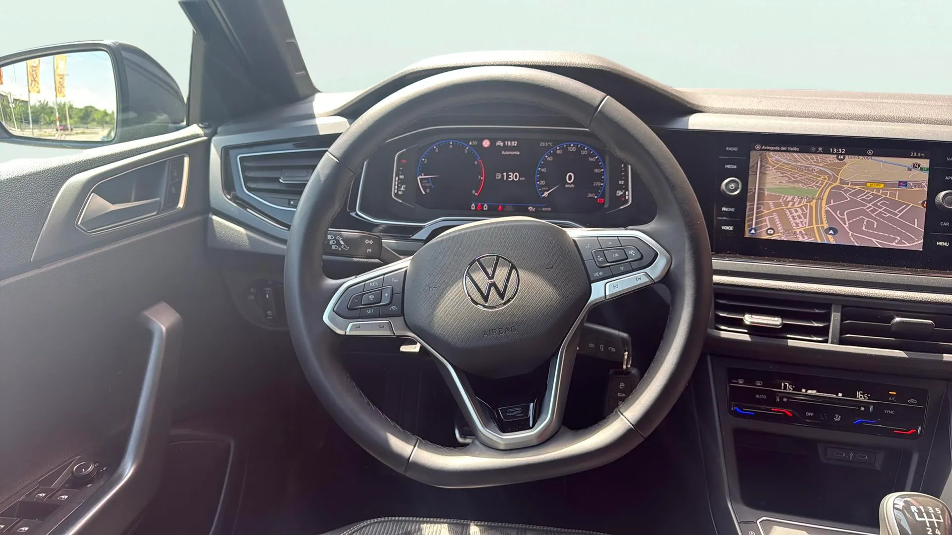 Volkswagen Polo "Más" 1.0 TSI - foto 9