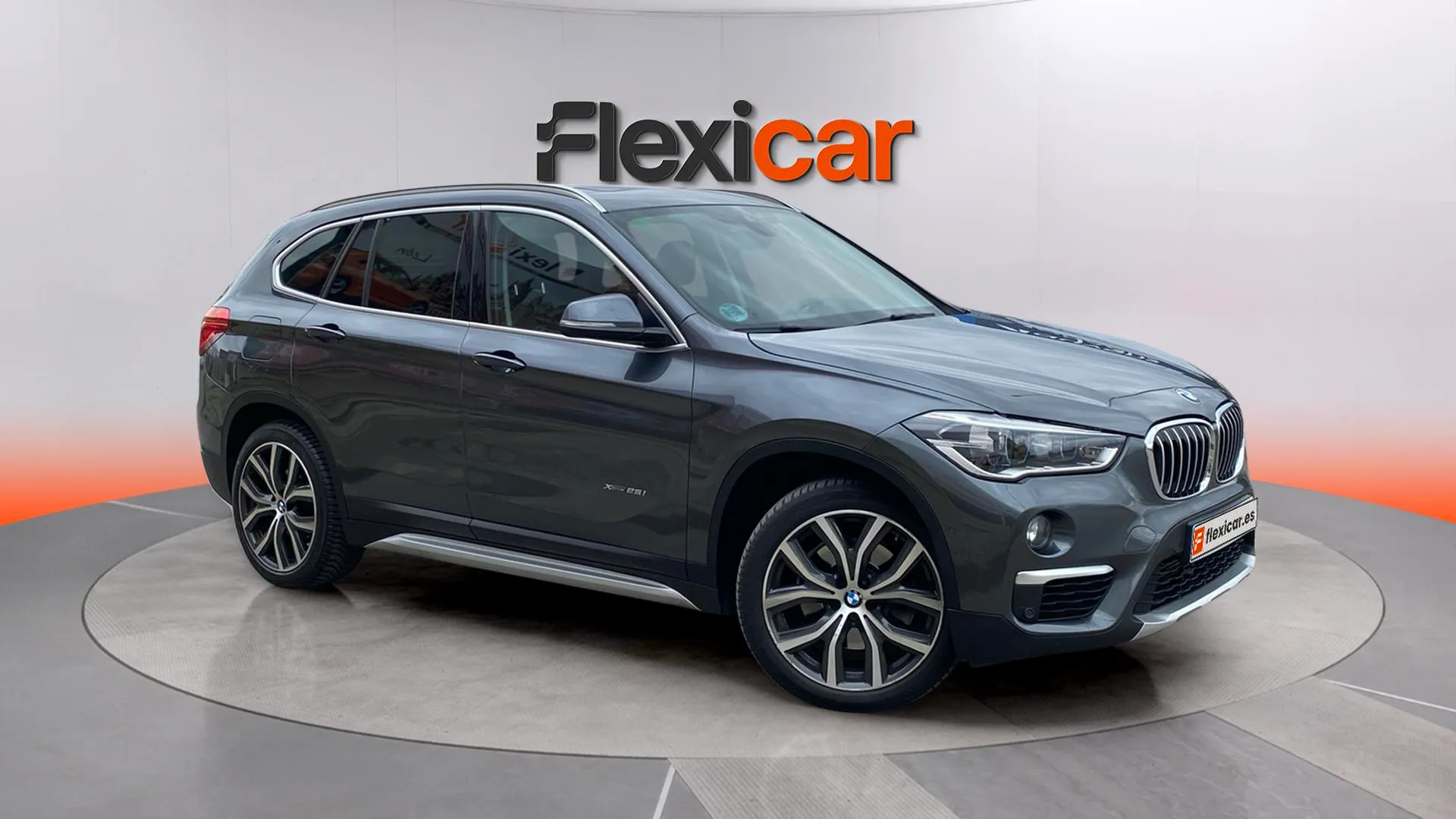 BMW X1 xDrive25iA - foto 1