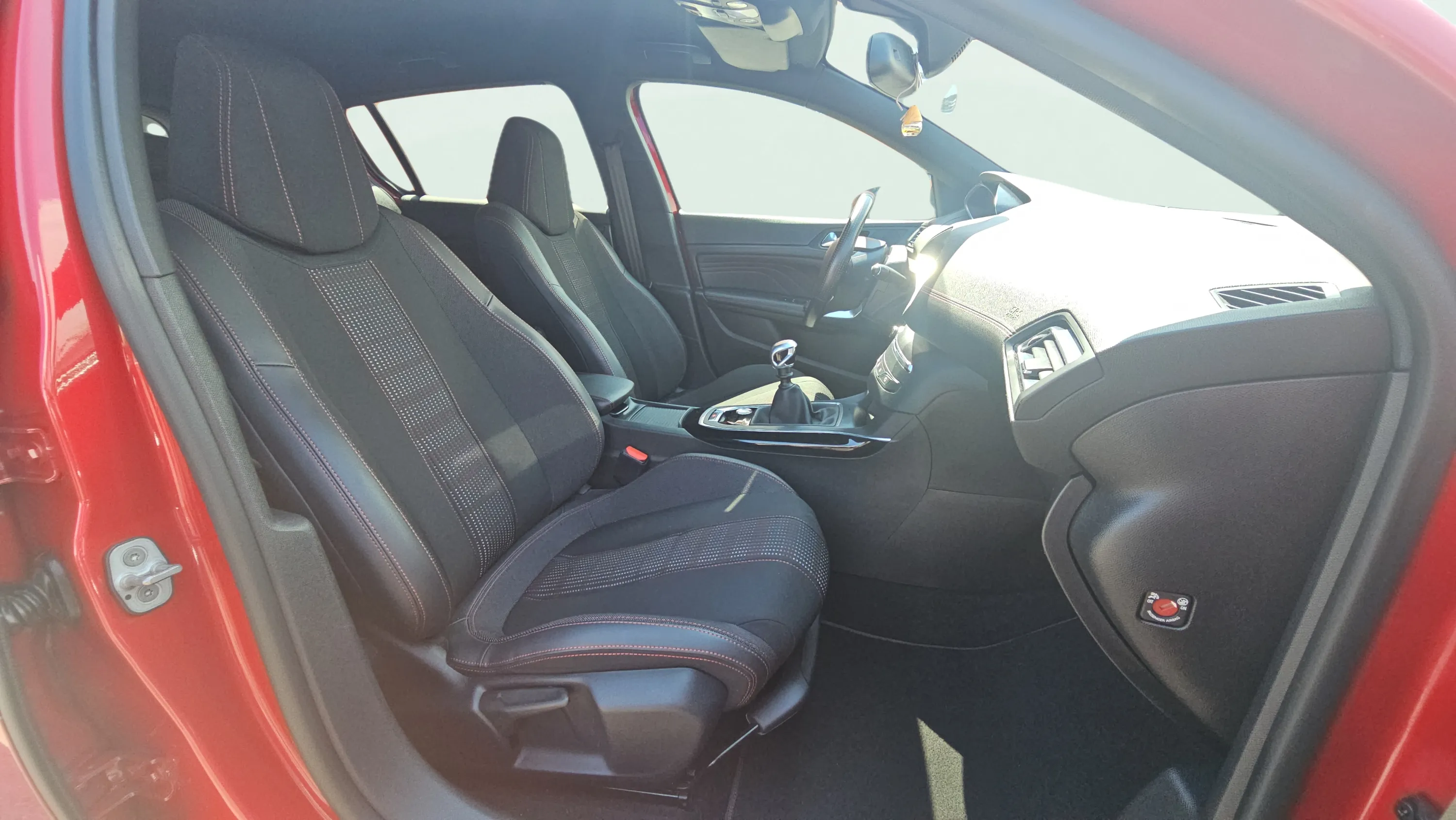 Peugeot 308 GT Line 1.5 BlueHDi - foto 15