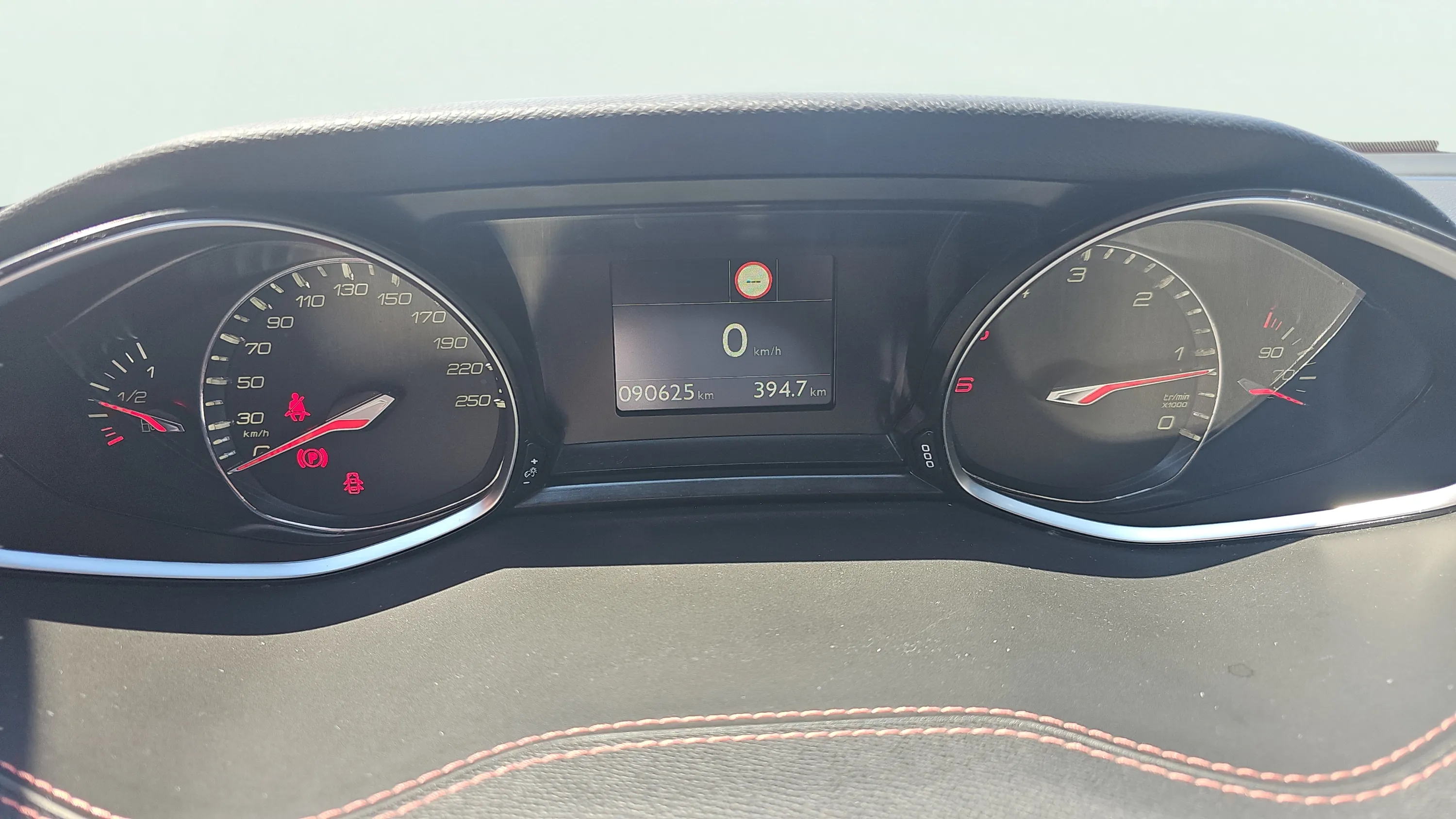 Peugeot 308 GT Line 1.5 BlueHDi - foto 12