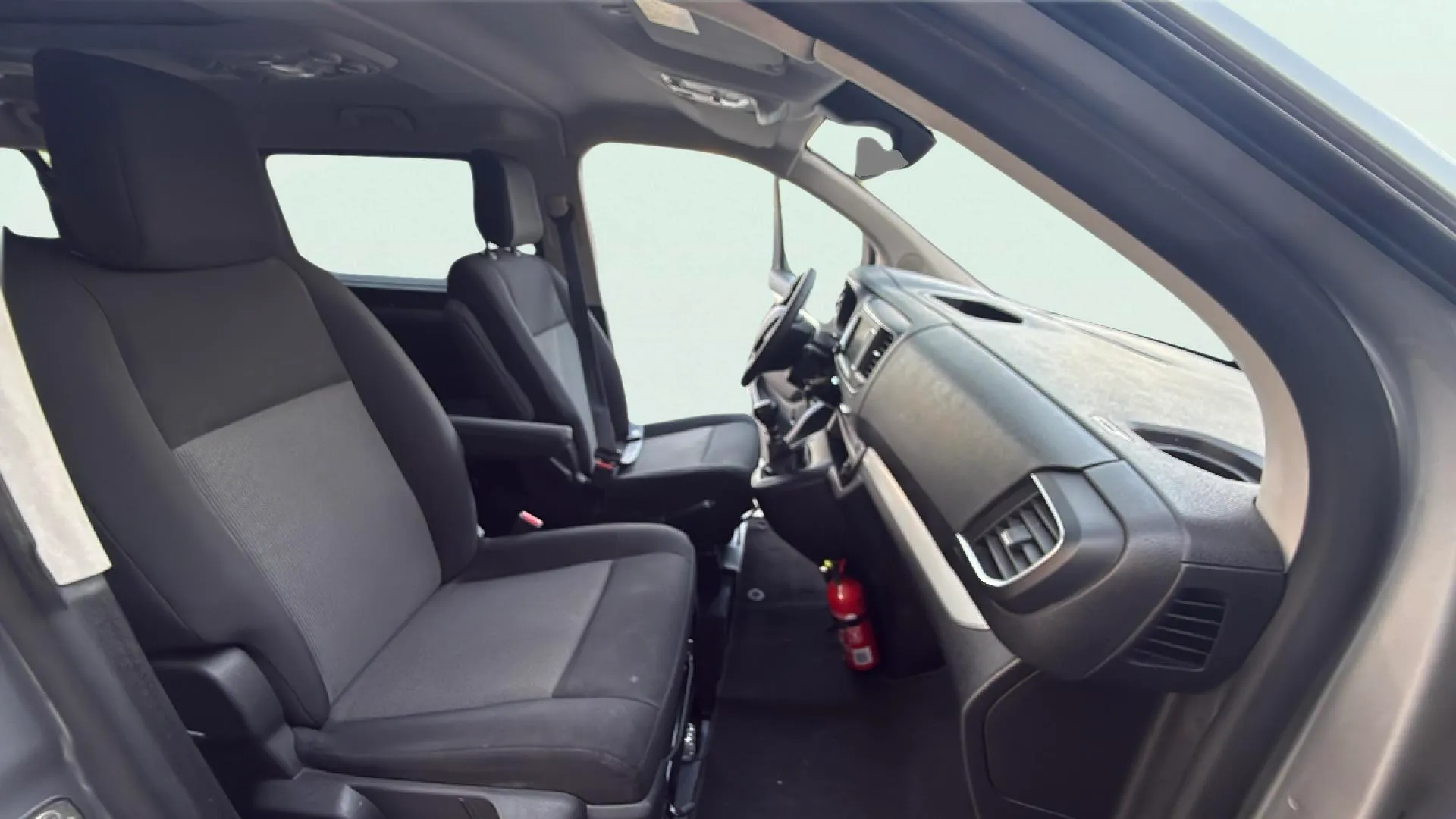 Peugeot Traveller Active 1.5 BlueHDi Long - foto 10