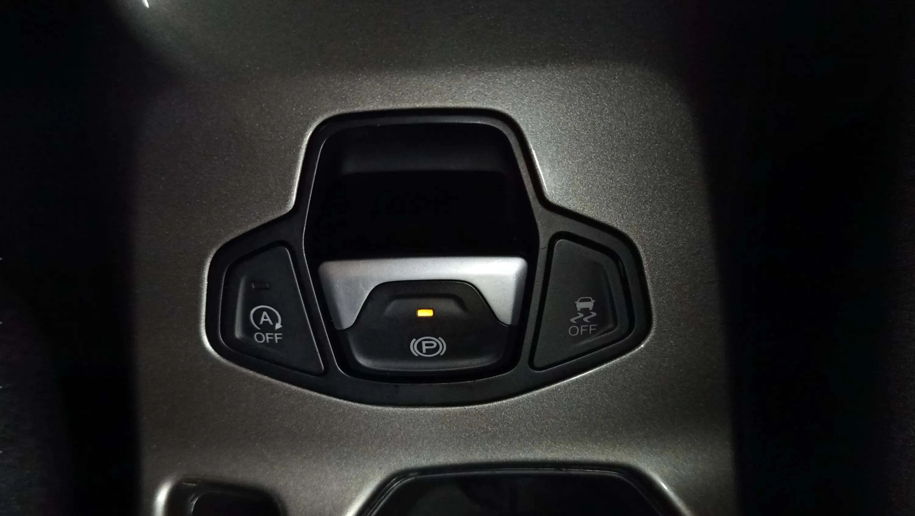 Jeep Renegade Longitude 1.0G 4x2 - foto 25