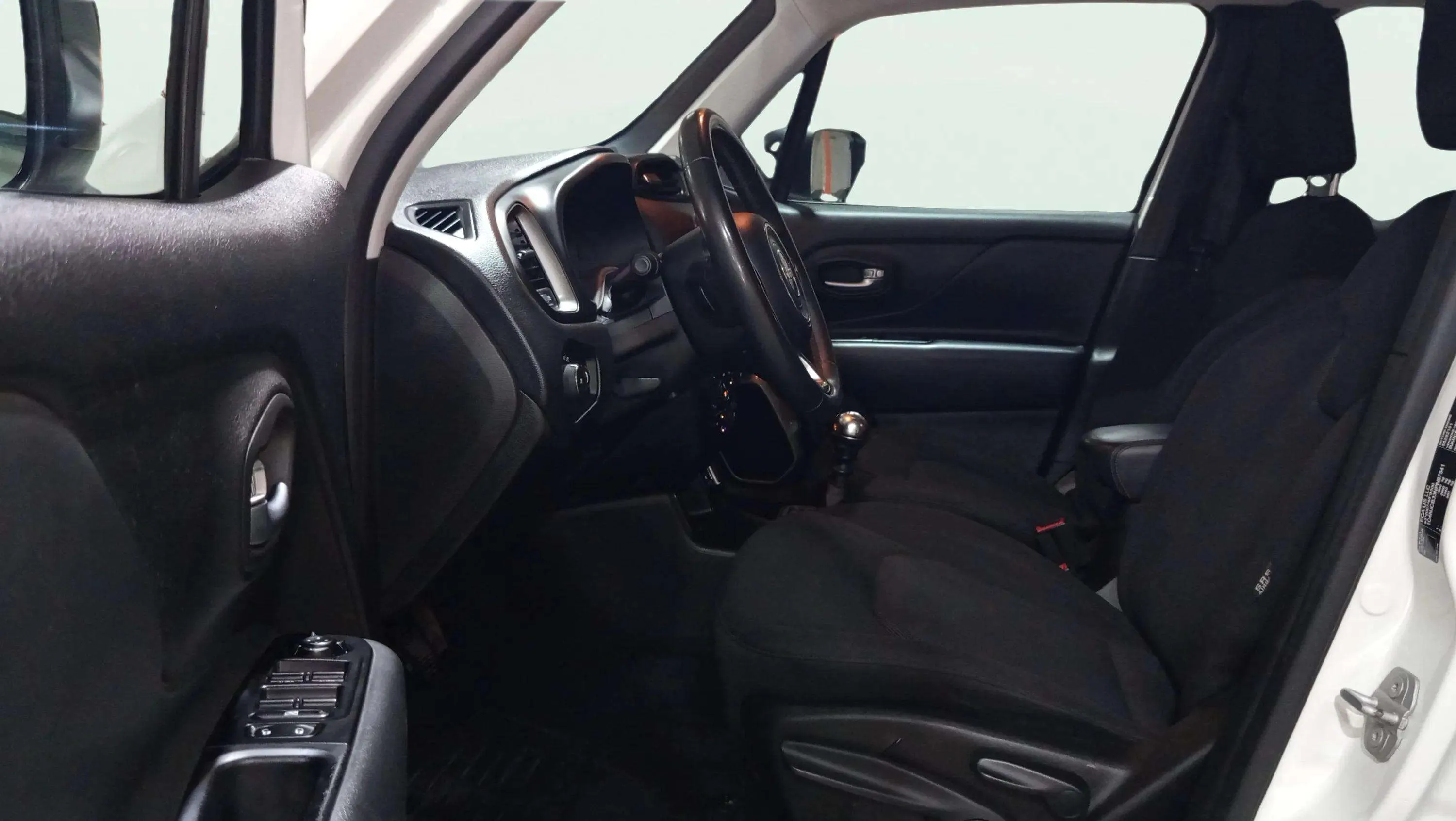Jeep Renegade Longitude 1.0G 4x2 - foto 13