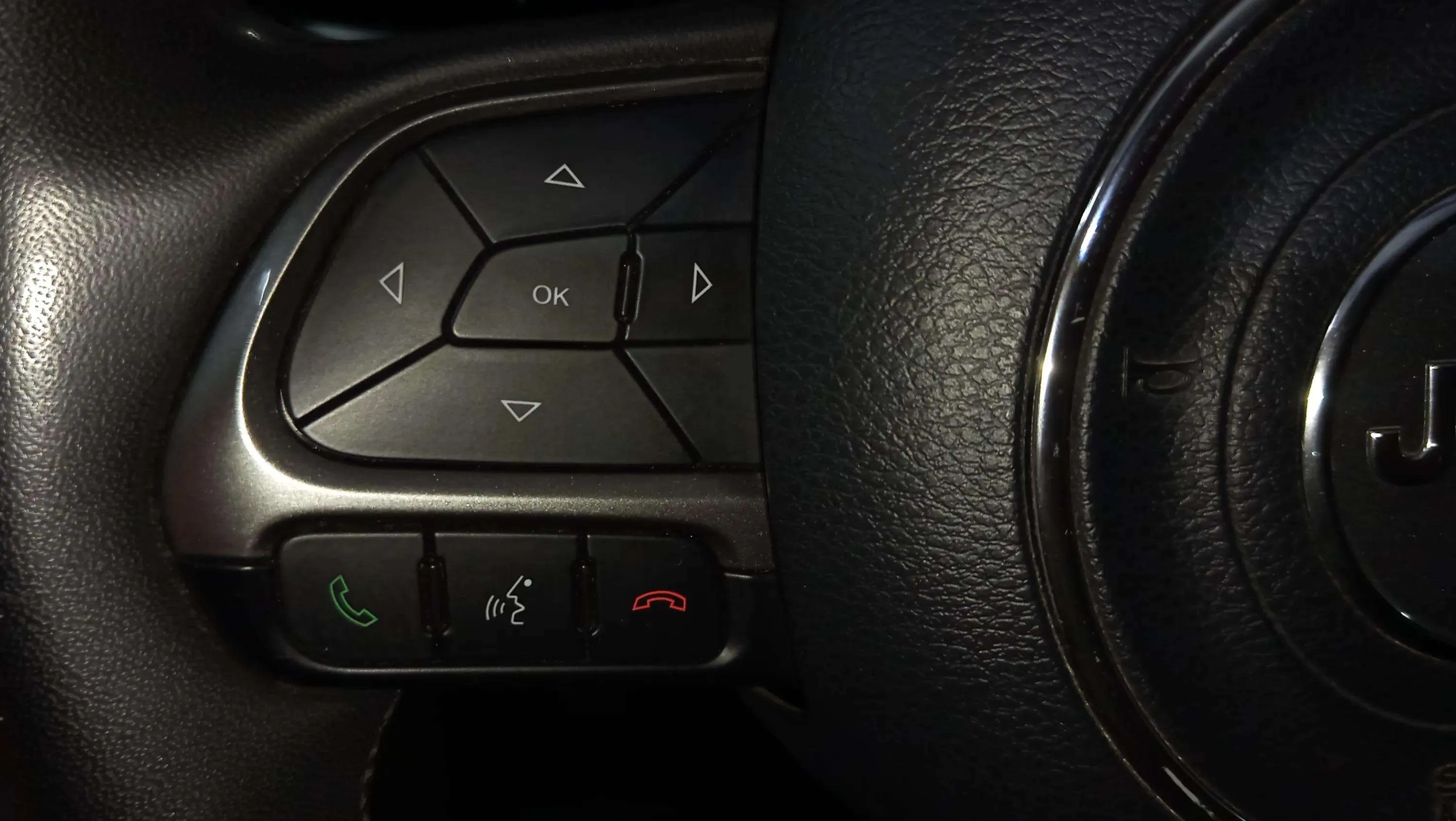 Jeep Renegade Longitude 1.0G 4x2 - foto 23