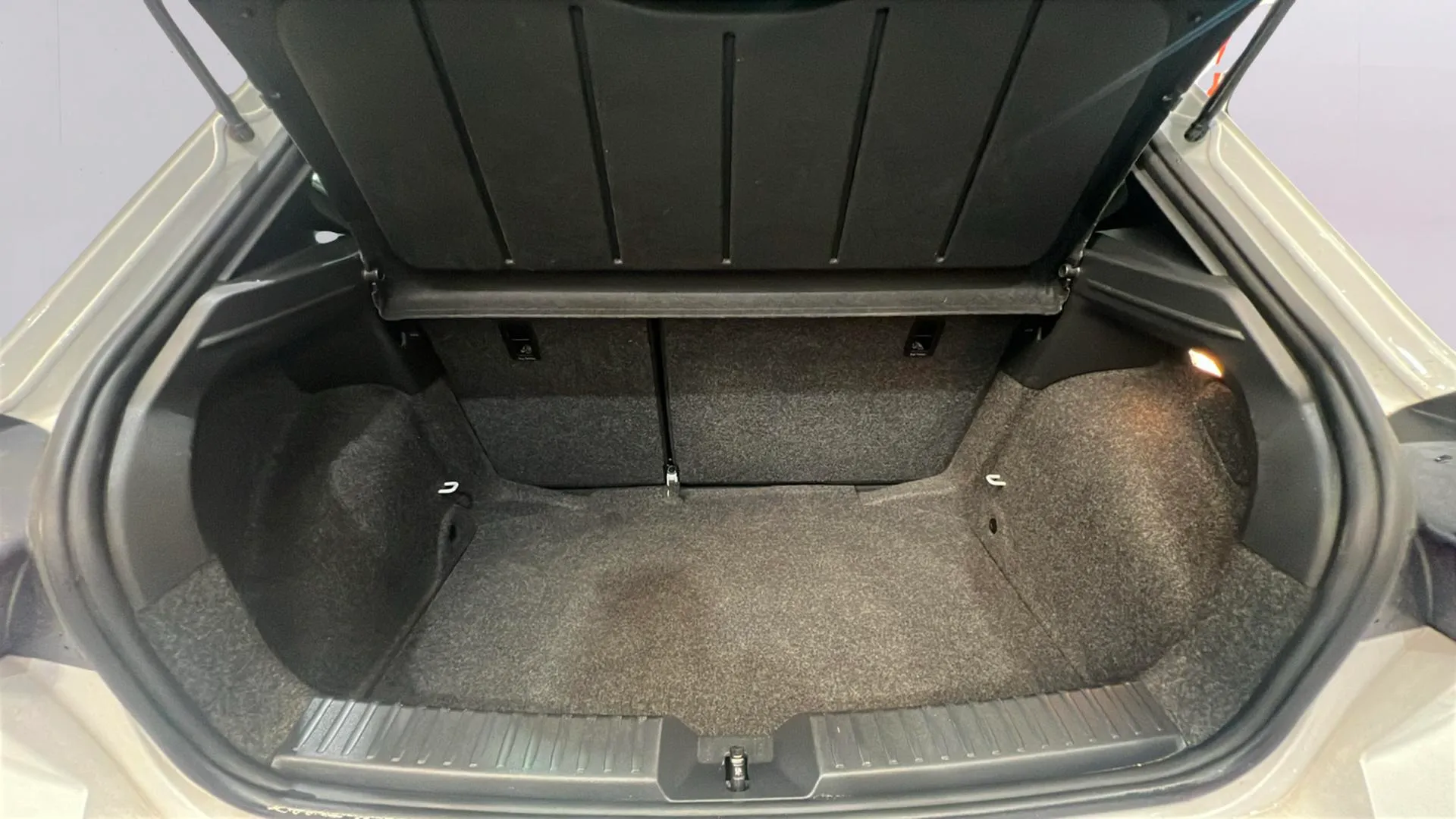 SEAT Ibiza 1.0 TSI Special Edition Xcellence - foto 6