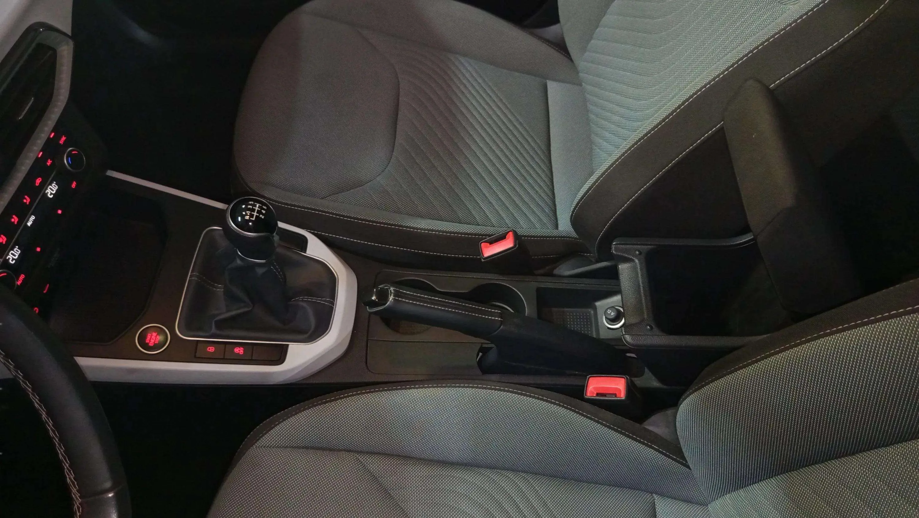 SEAT Ibiza 1.0 TSI Special Edition Xcellence - foto 25