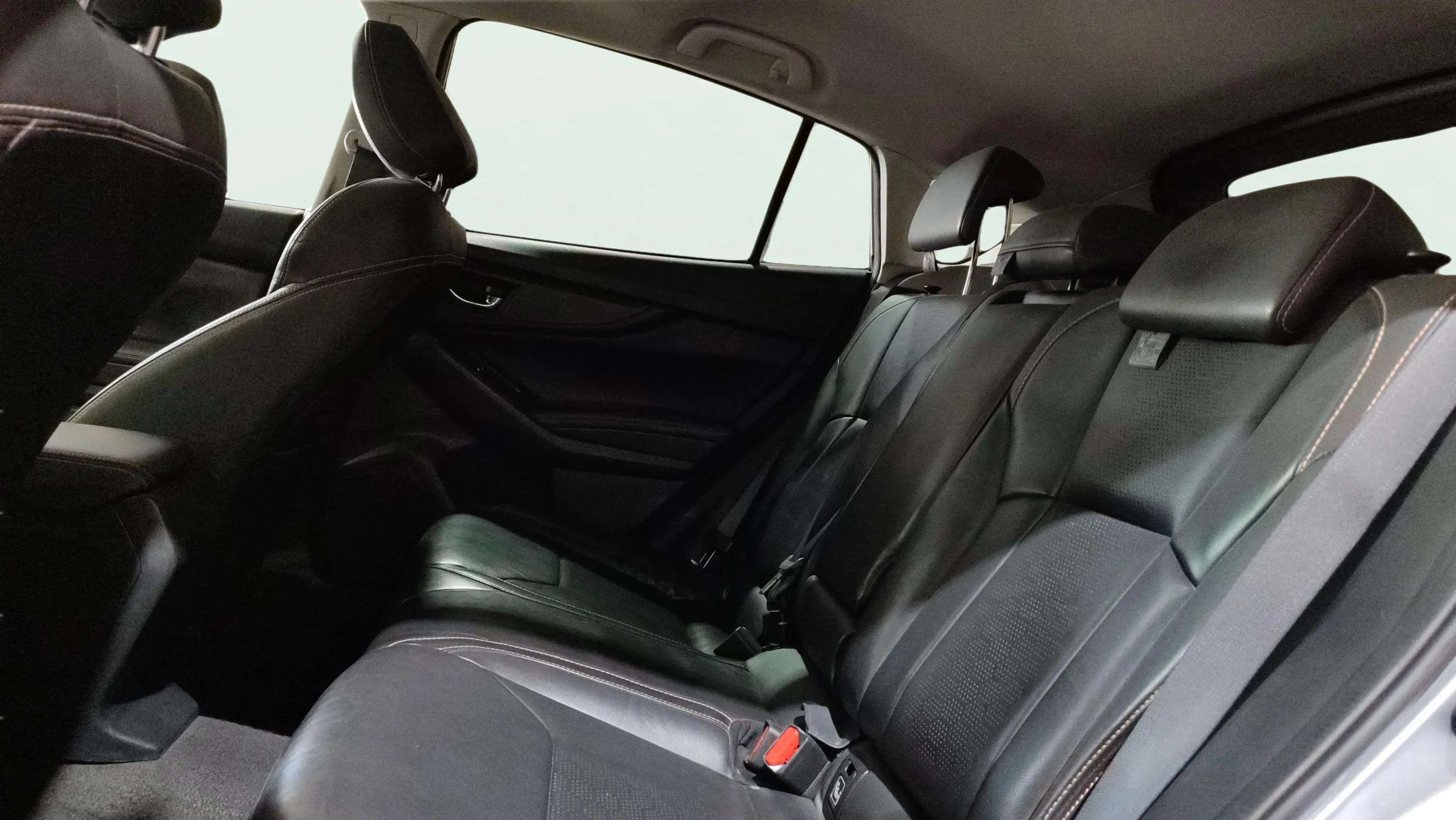 Subaru XV 1.6i Executive Plus - foto 15