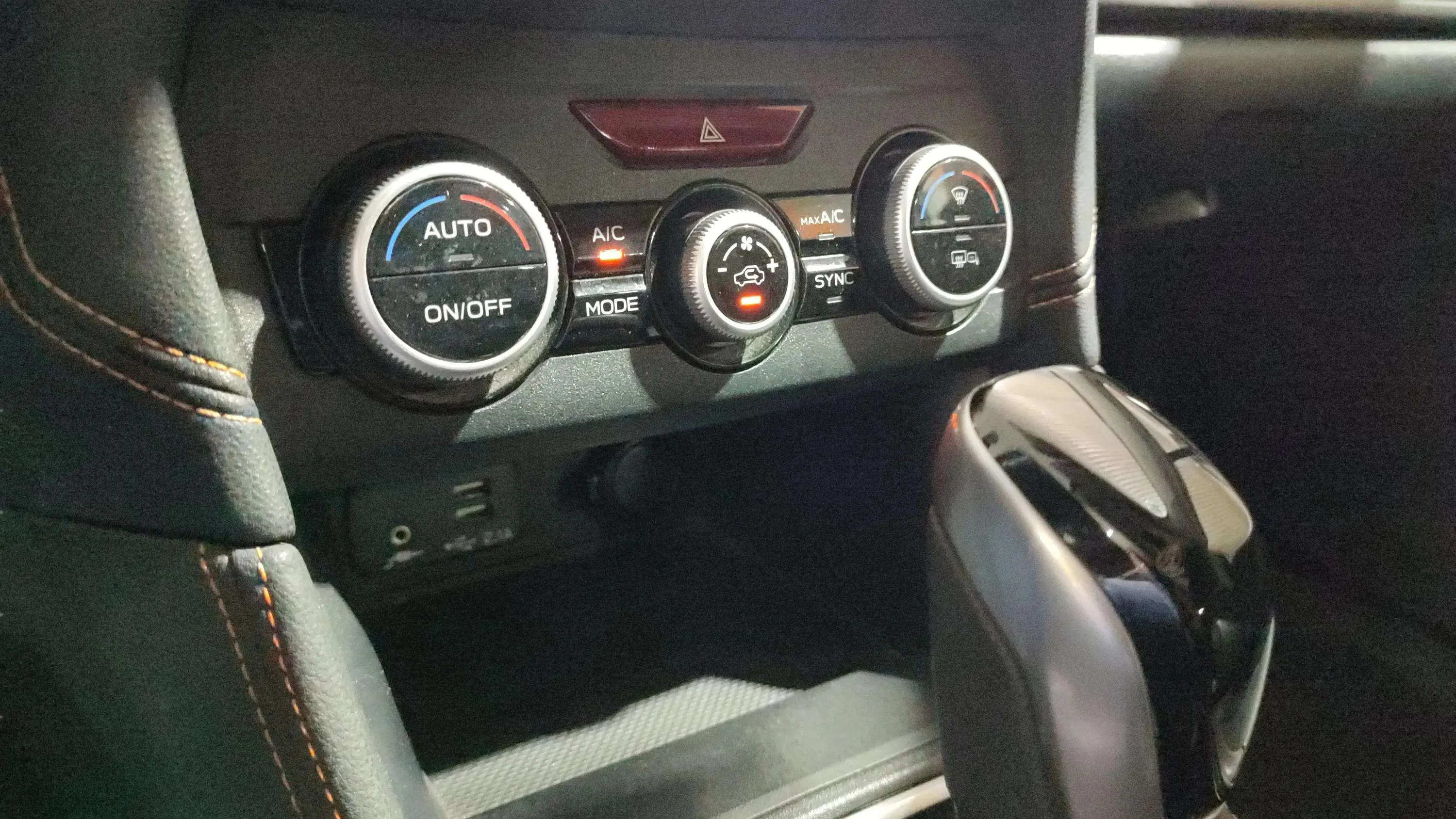 Subaru XV 1.6i Executive Plus - foto 11