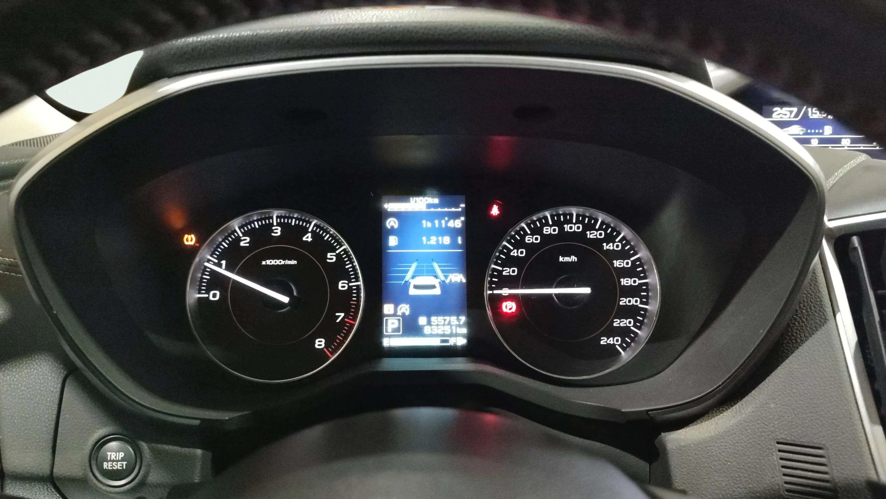 Subaru XV 1.6i Executive Plus - foto 8