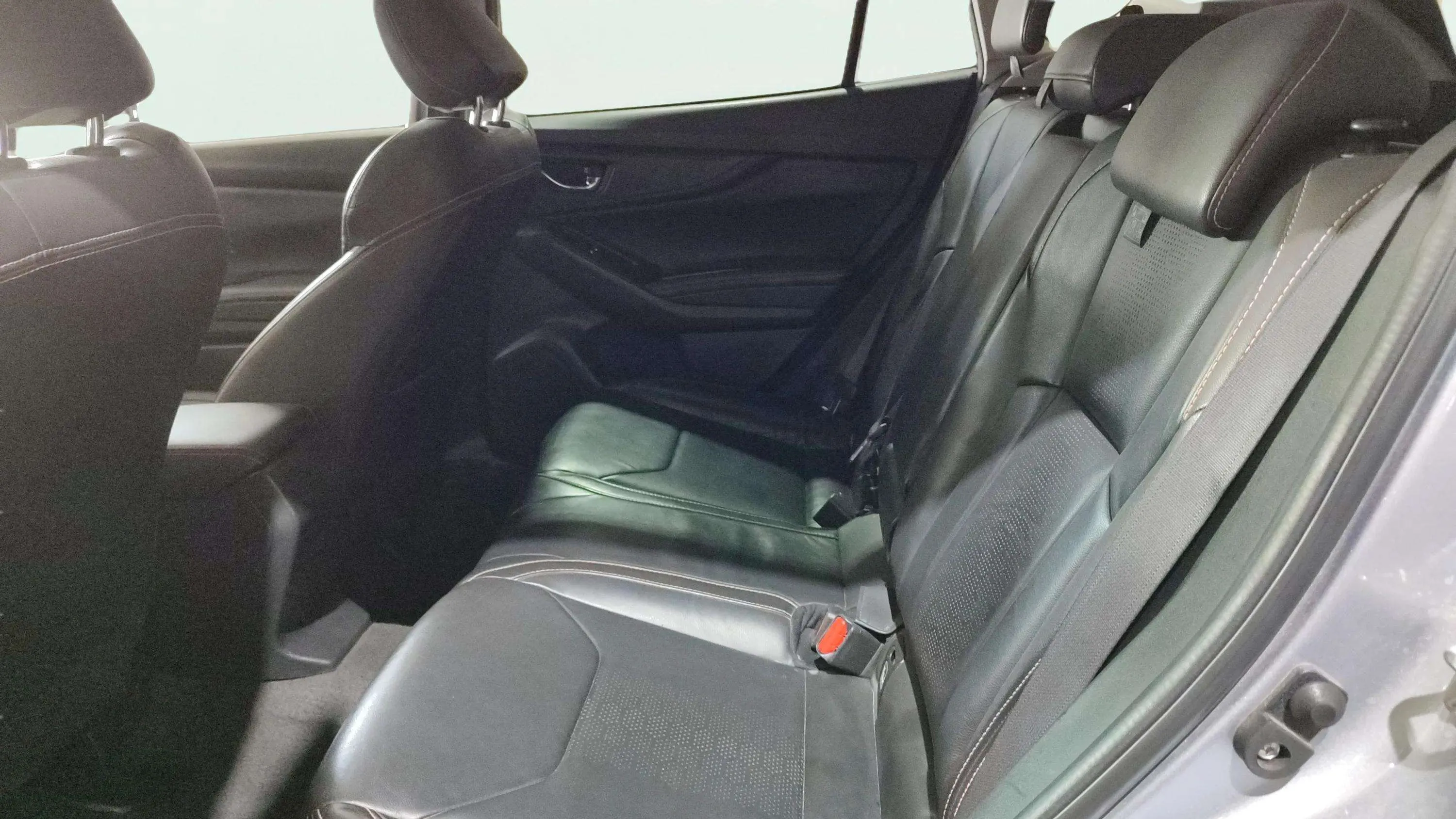 Subaru XV 1.6i Executive Plus - foto 16