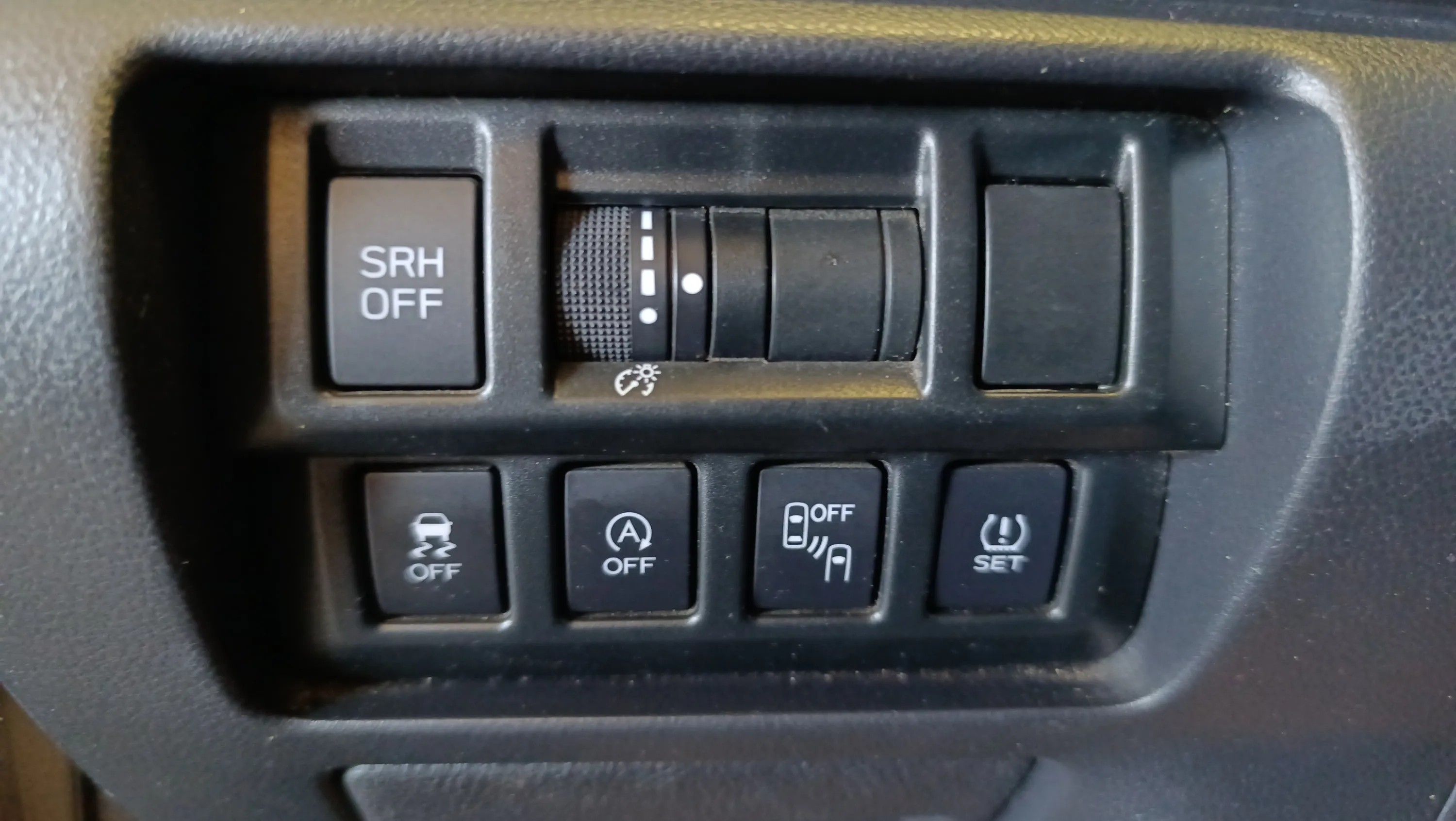 Subaru XV 1.6i Executive Plus - foto 32