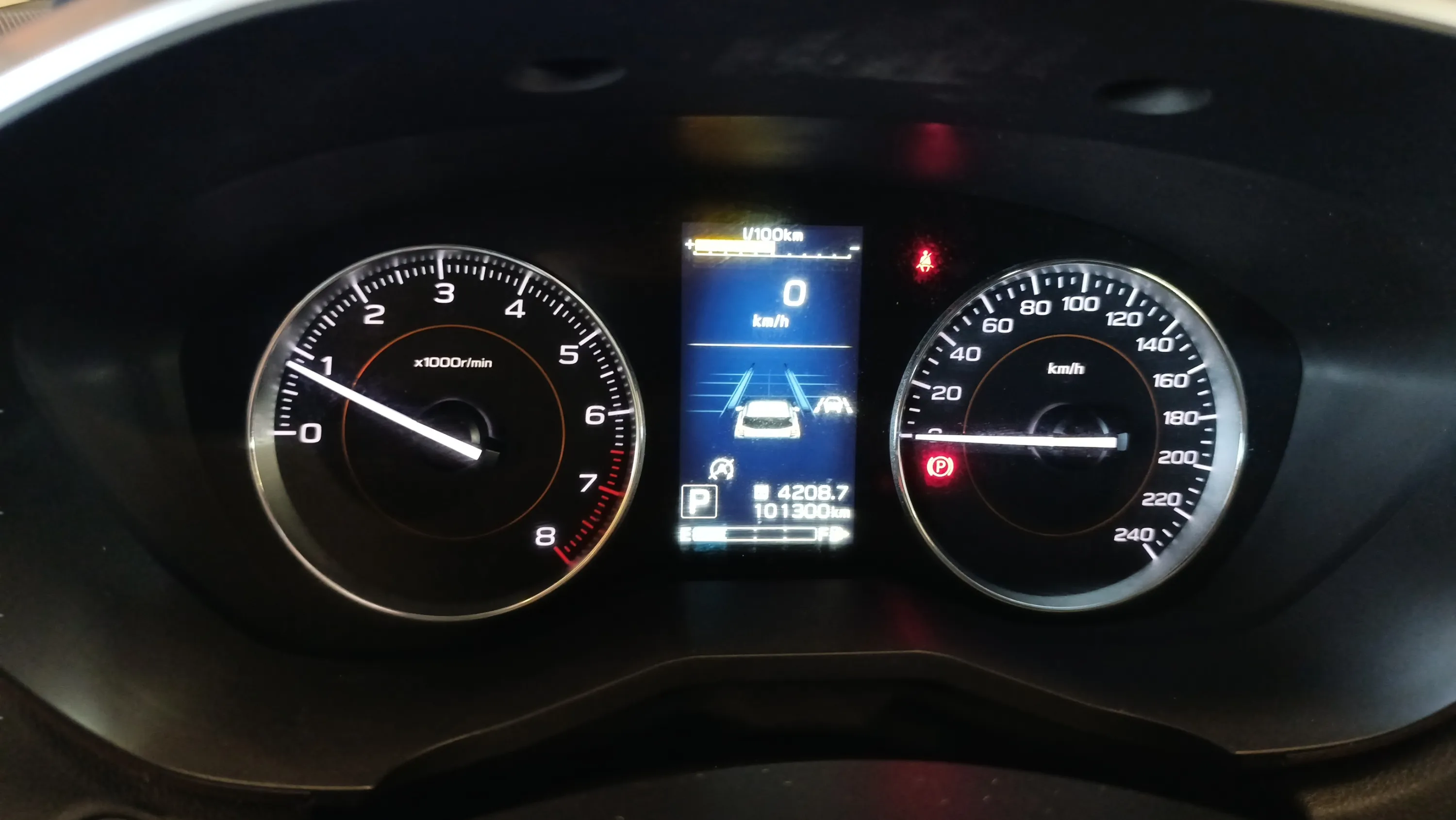 Subaru XV 1.6i Executive Plus - foto 16