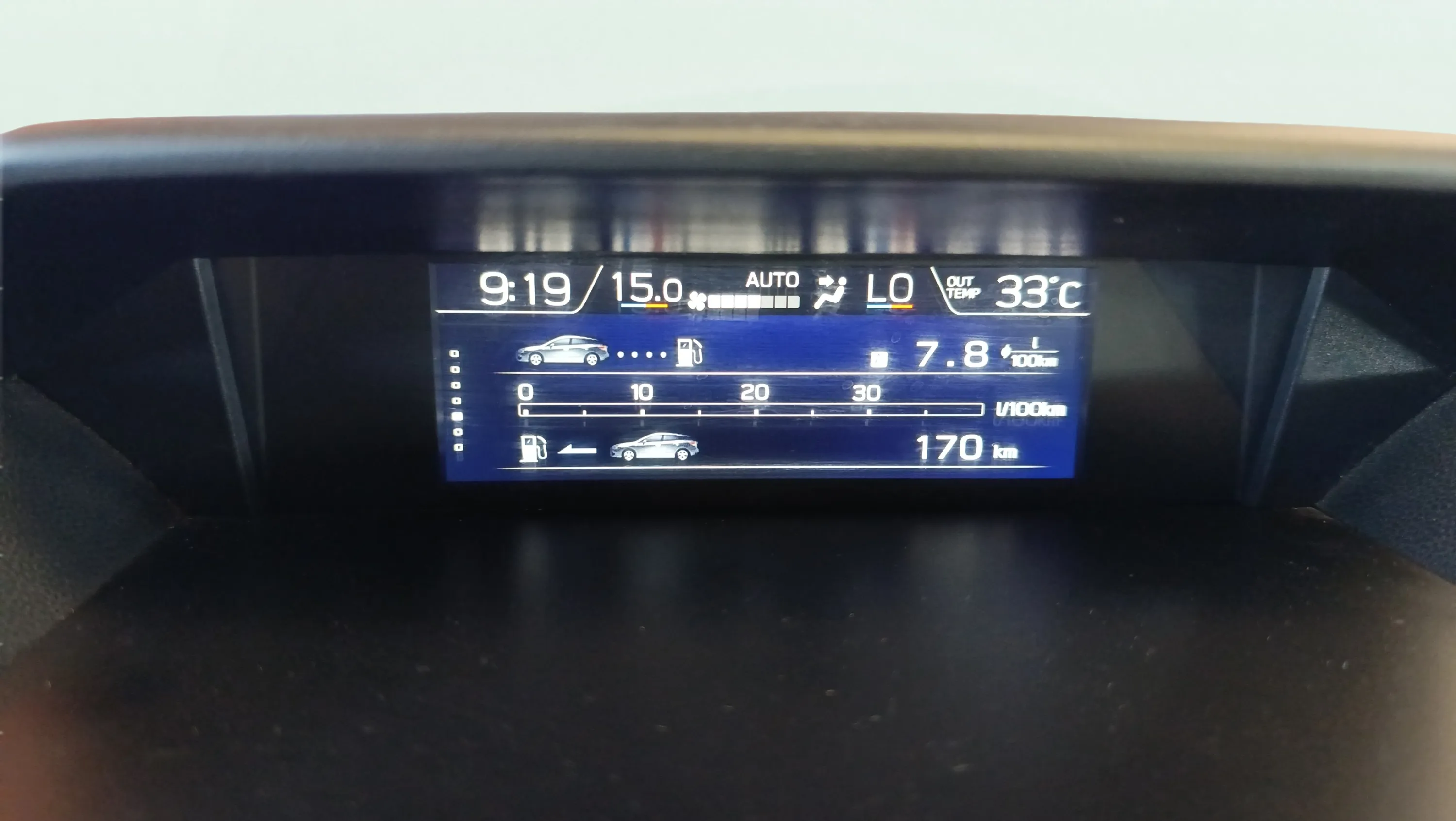 Subaru XV 1.6i Executive Plus - foto 18