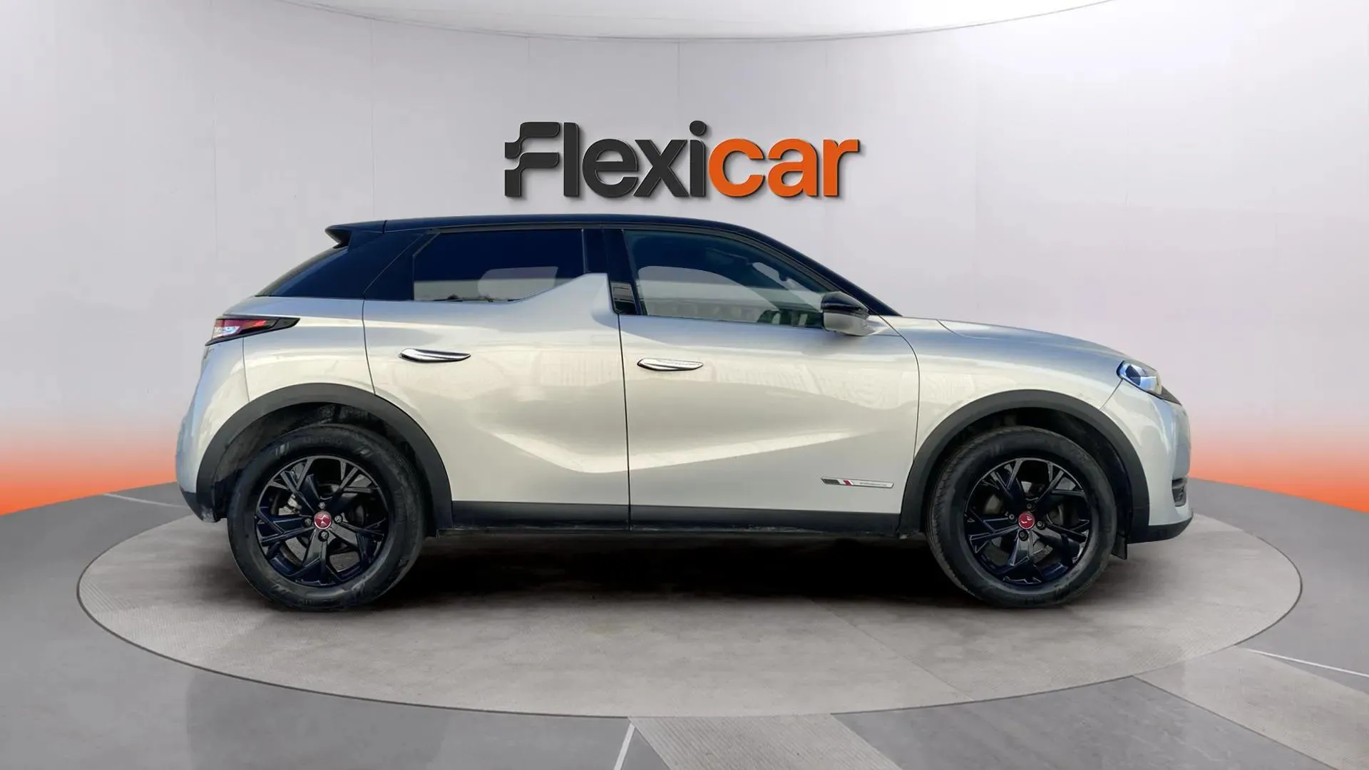 DS DS 3 Crossback PureTech Performance Line - foto 8