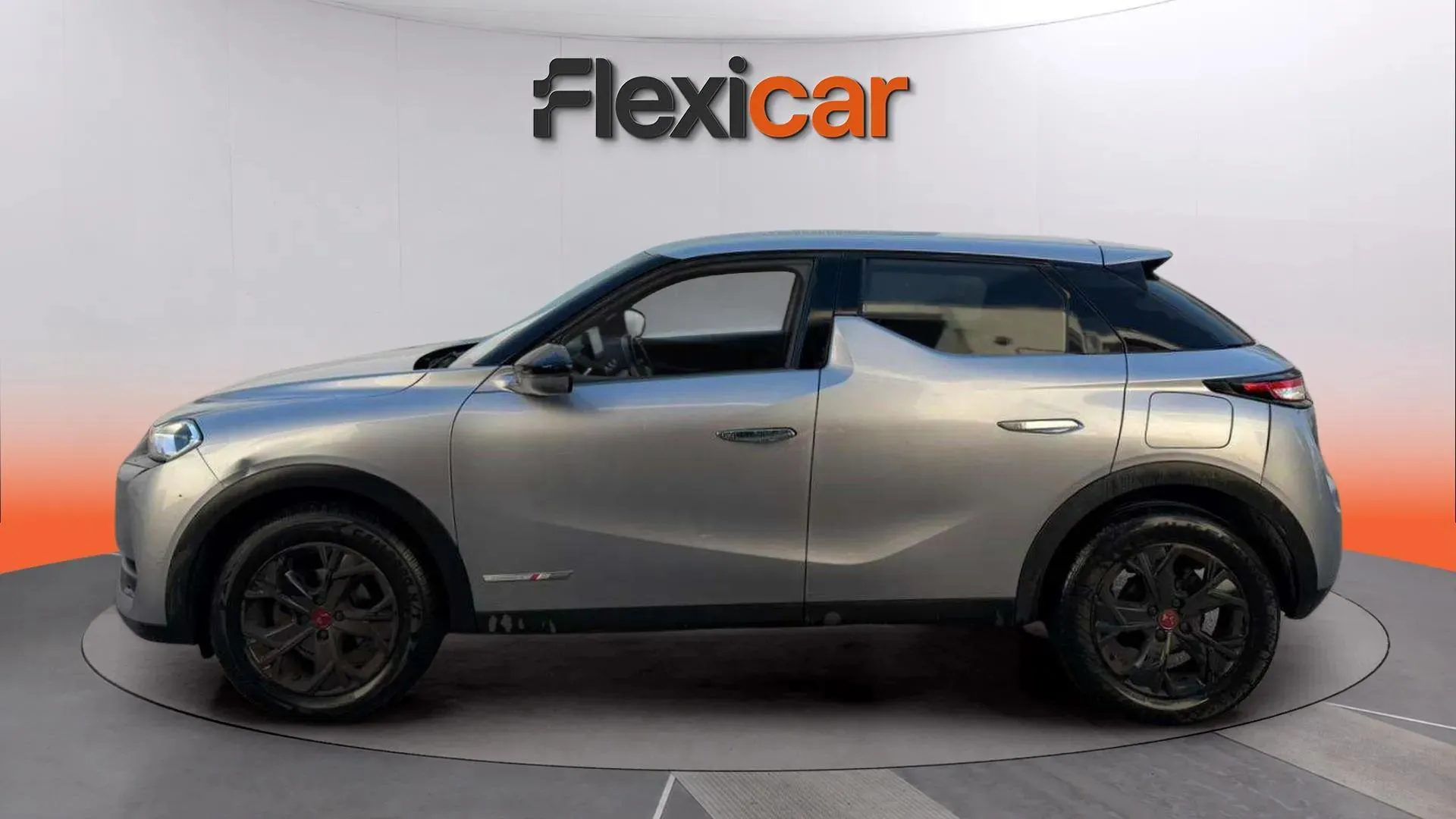 DS DS 3 Crossback PureTech Performance Line+ - foto 3