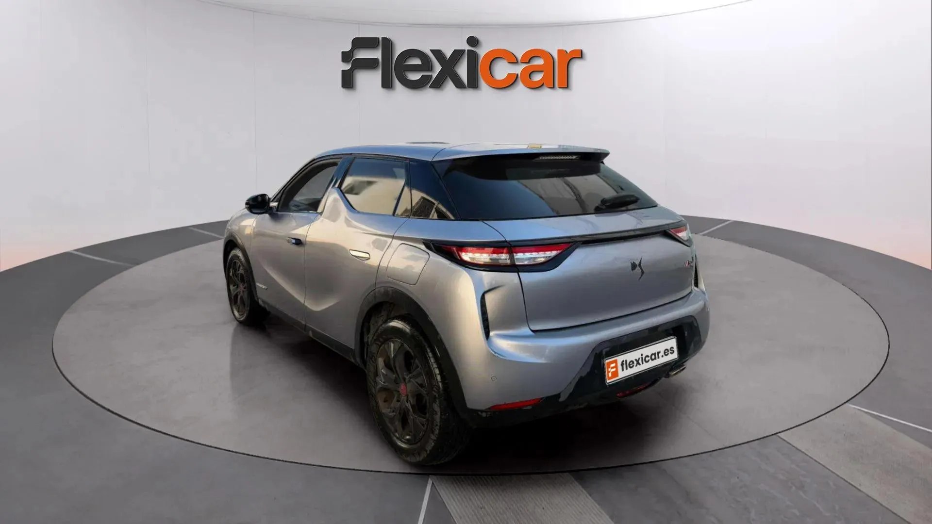 DS DS 3 Crossback PureTech Performance Line+ - foto 5