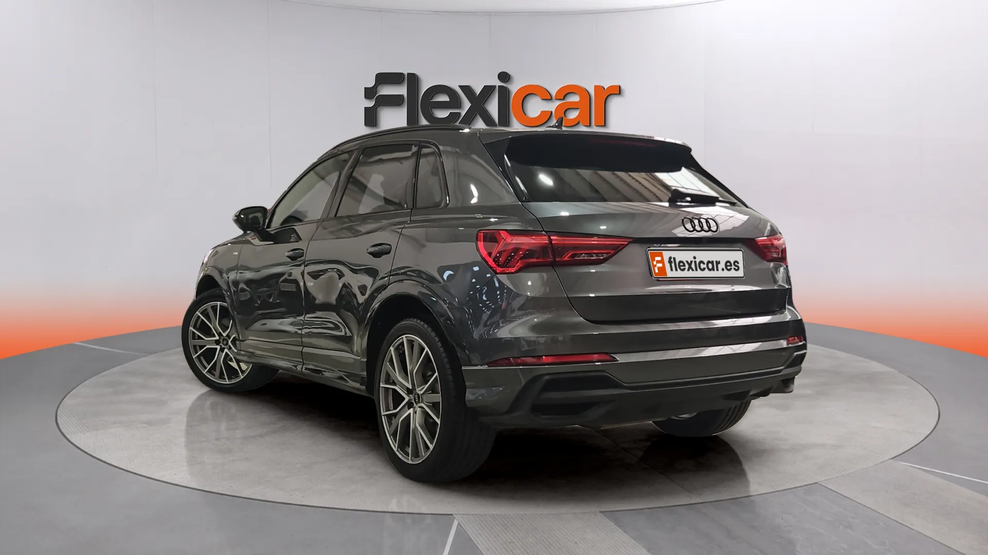 Audi Q3 S line 35 TDI S tronic - foto 5