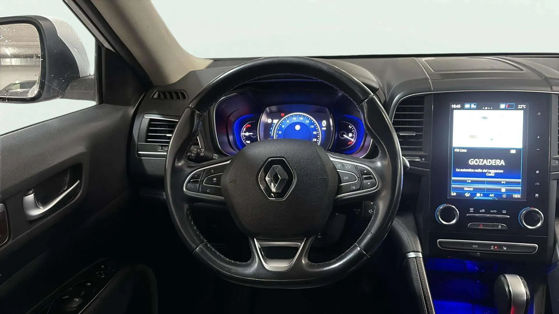 Renault Koleos Zen dCi 175 X-Tronic 4x4 -18 - foto 14