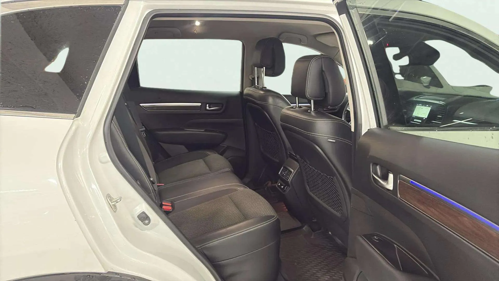 Renault Koleos Zen dCi 175 X-Tronic 4x4 -18 - foto 11