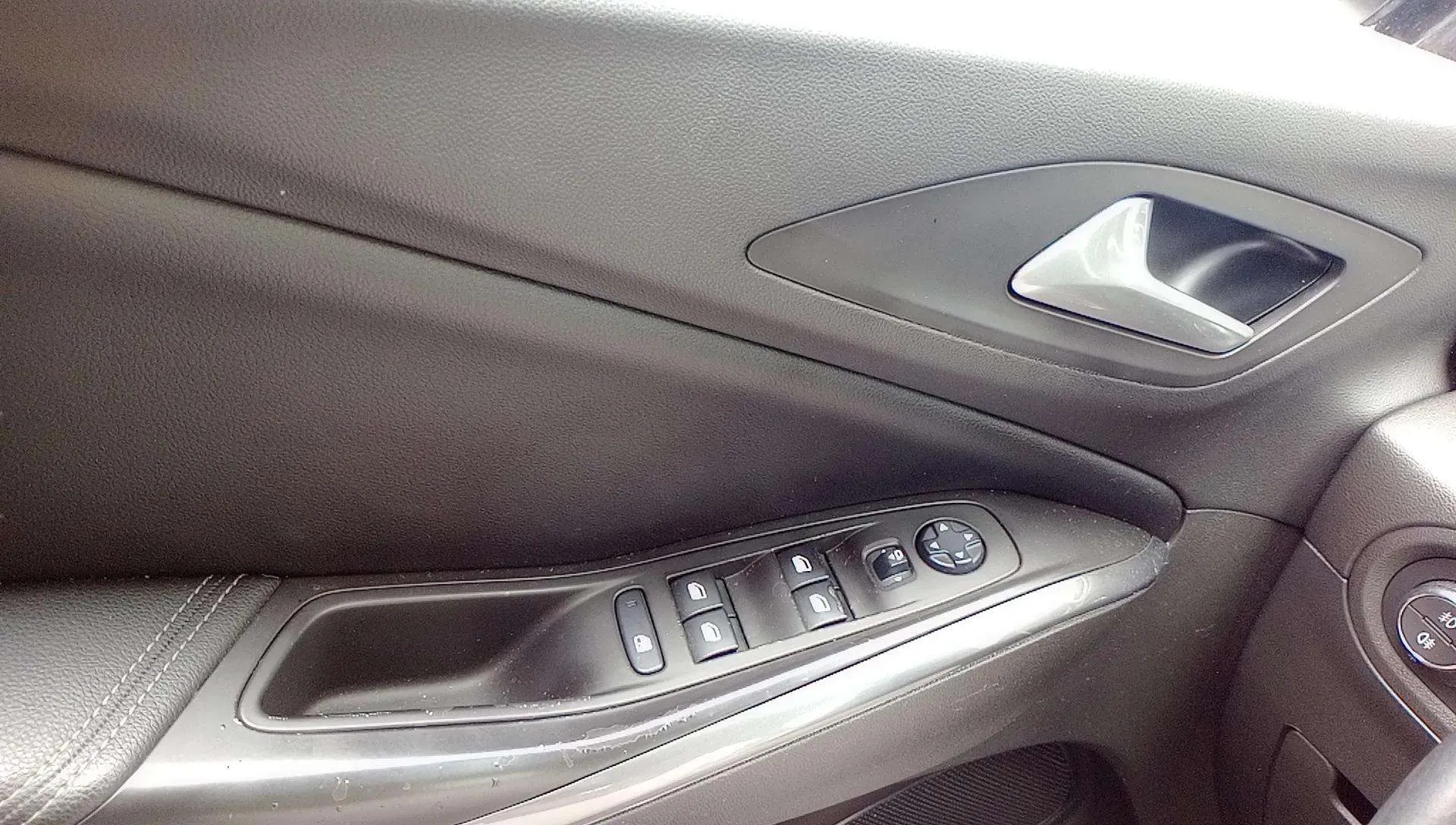 Opel Grandland 1.6 Turbo Ultimate - foto 15
