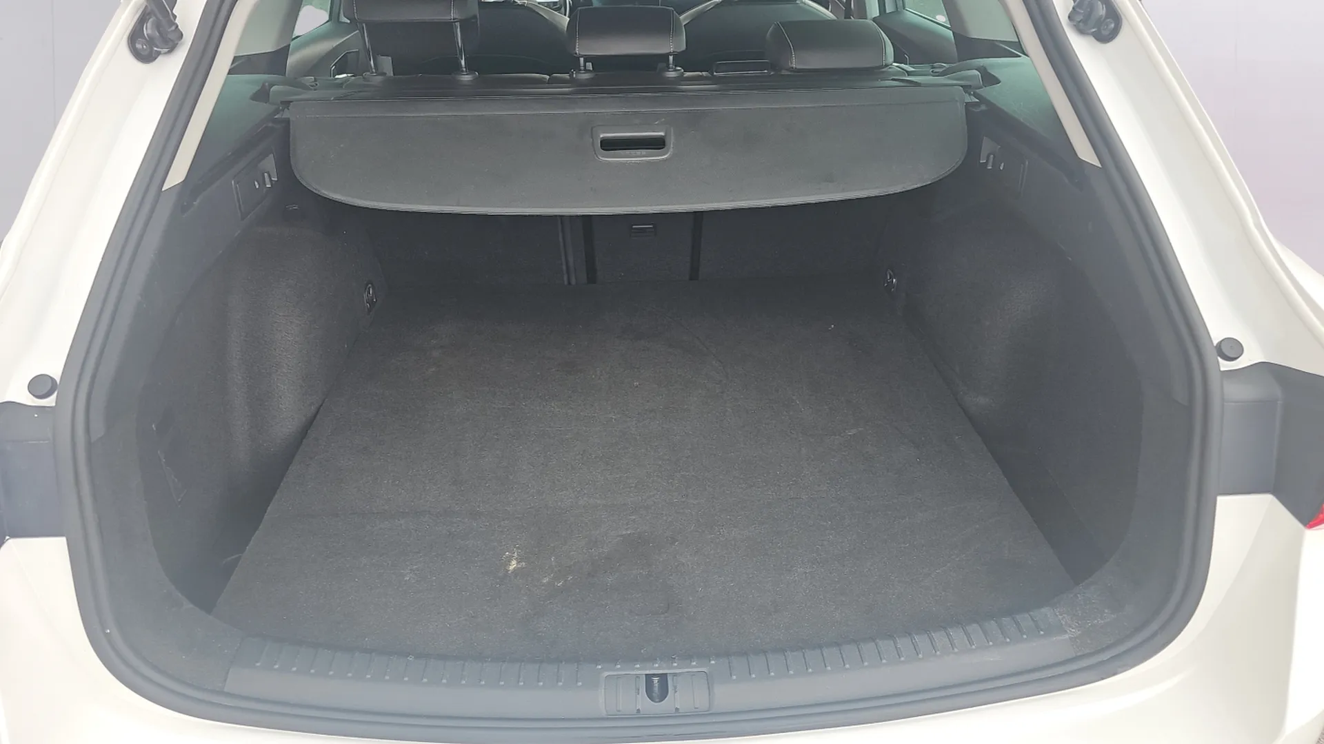 SEAT León SP 1.4 e-Hybrid DSG Xcellence Go XL - foto 18