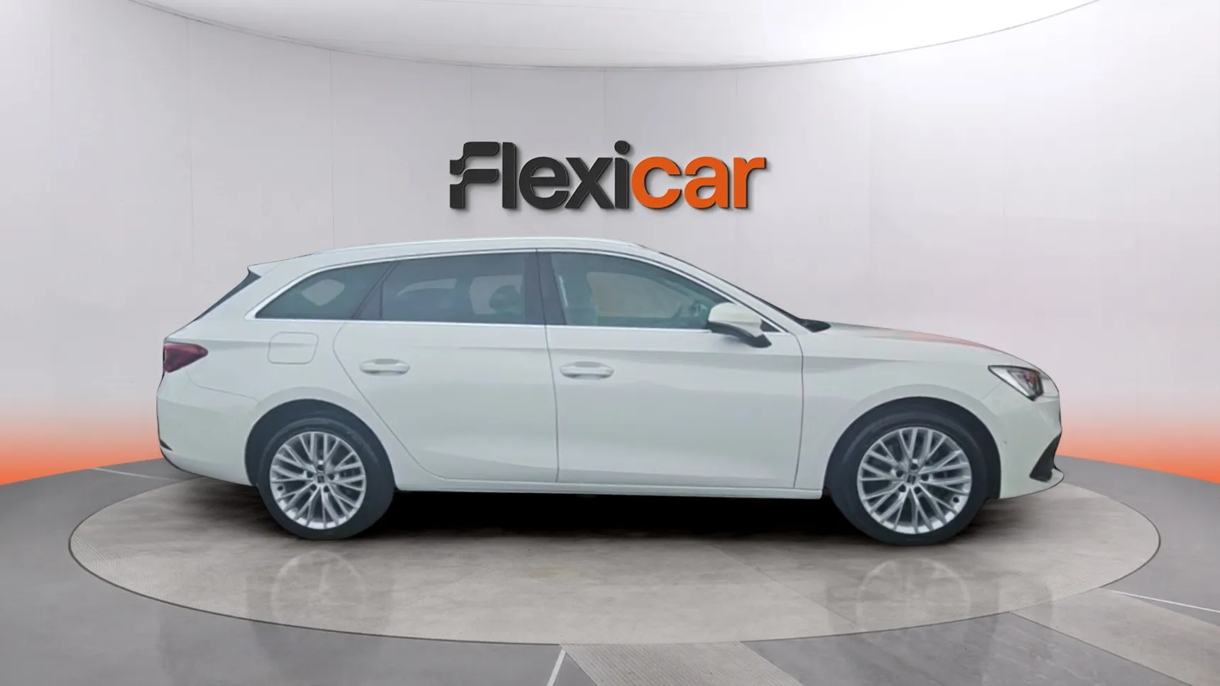 SEAT León SP 1.4 e-Hybrid DSG Xcellence Go XL - foto 2