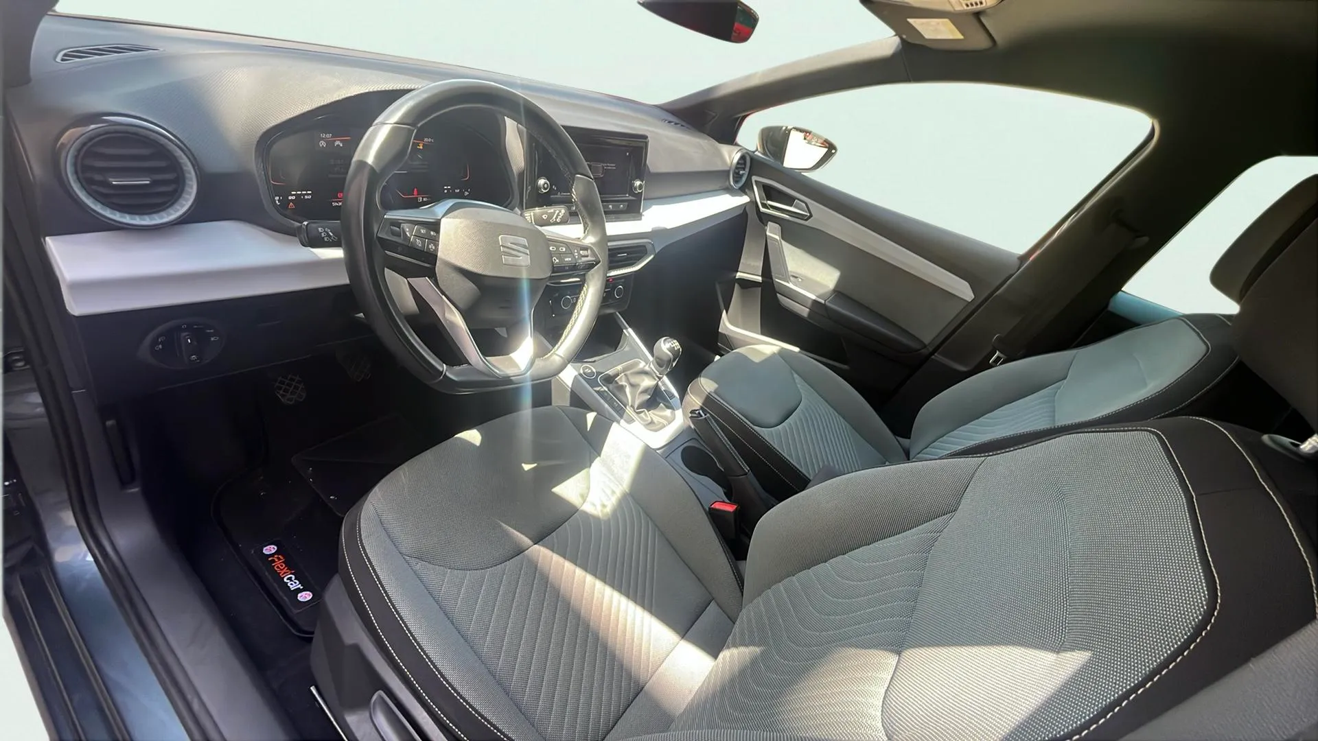 SEAT Ibiza 1.0 TSI Style XL - foto 10