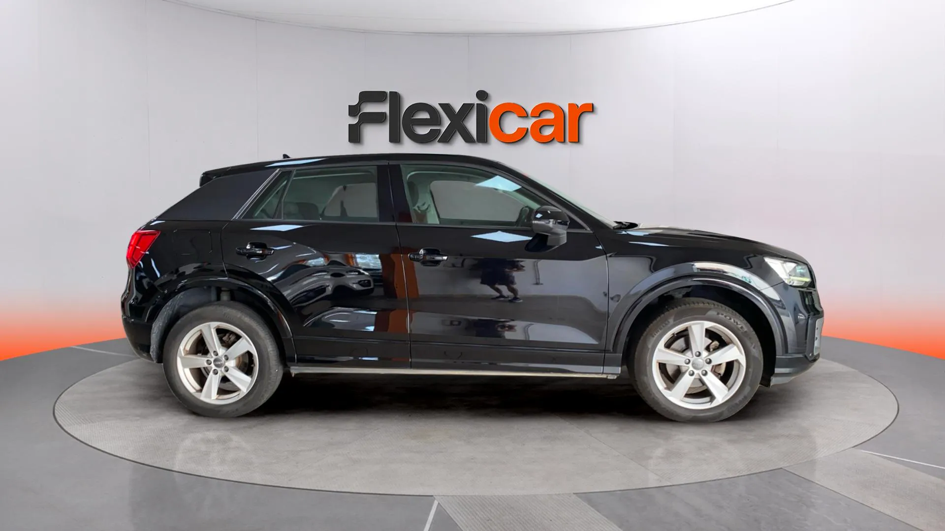 Audi Q2 Advanced 30 TFSI - foto 3