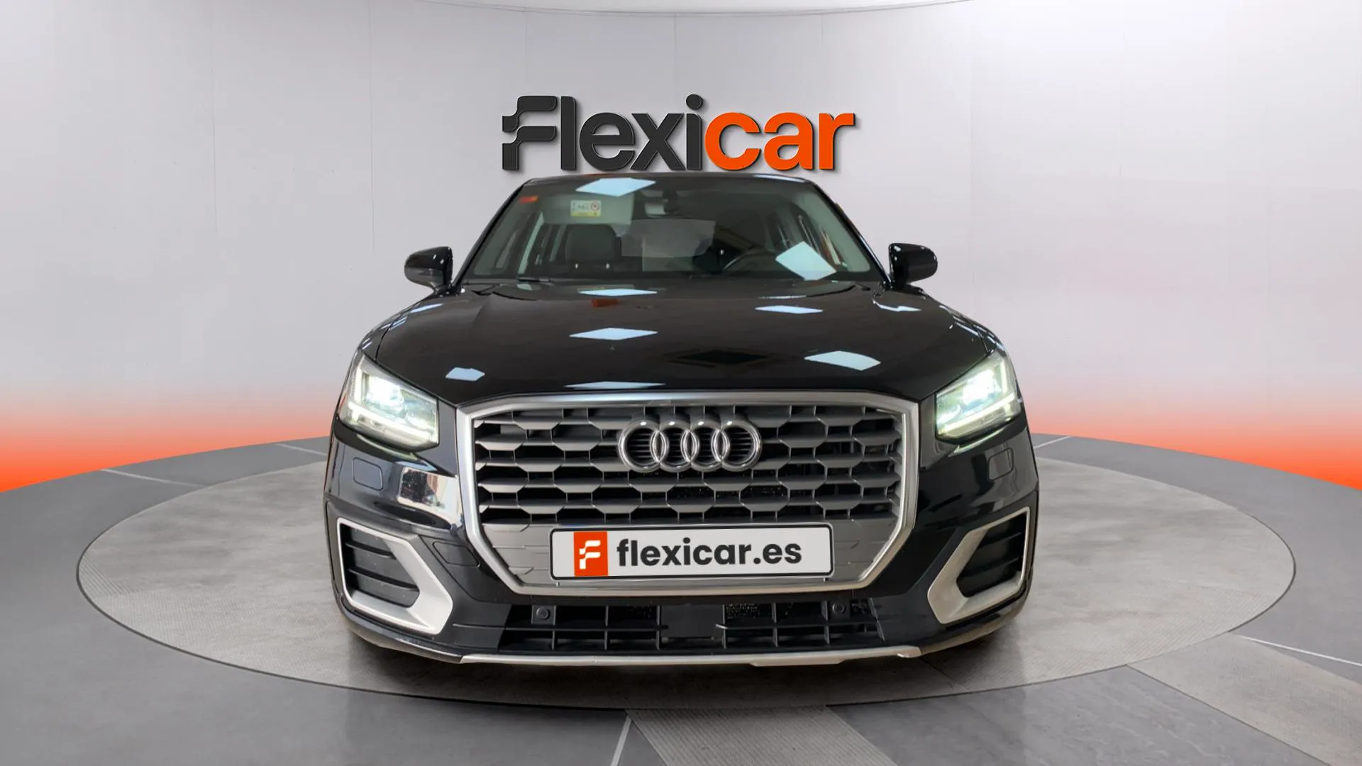 Audi Q2 Advanced 30 TFSI - foto 2
