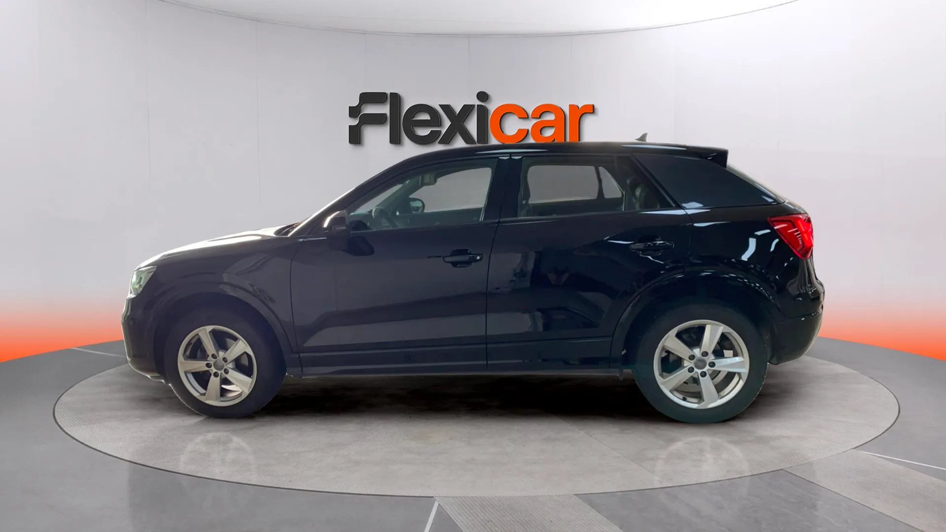 Audi Q2 Advanced 30 TFSI - foto 5