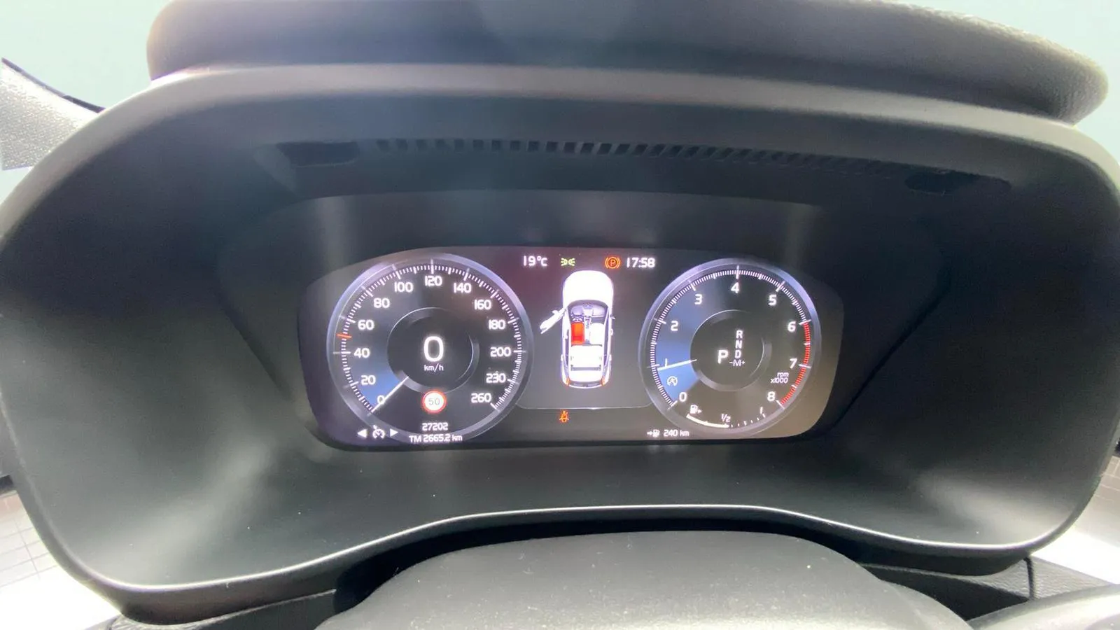 Volvo XC40 1.5 T2 Essential - foto 9