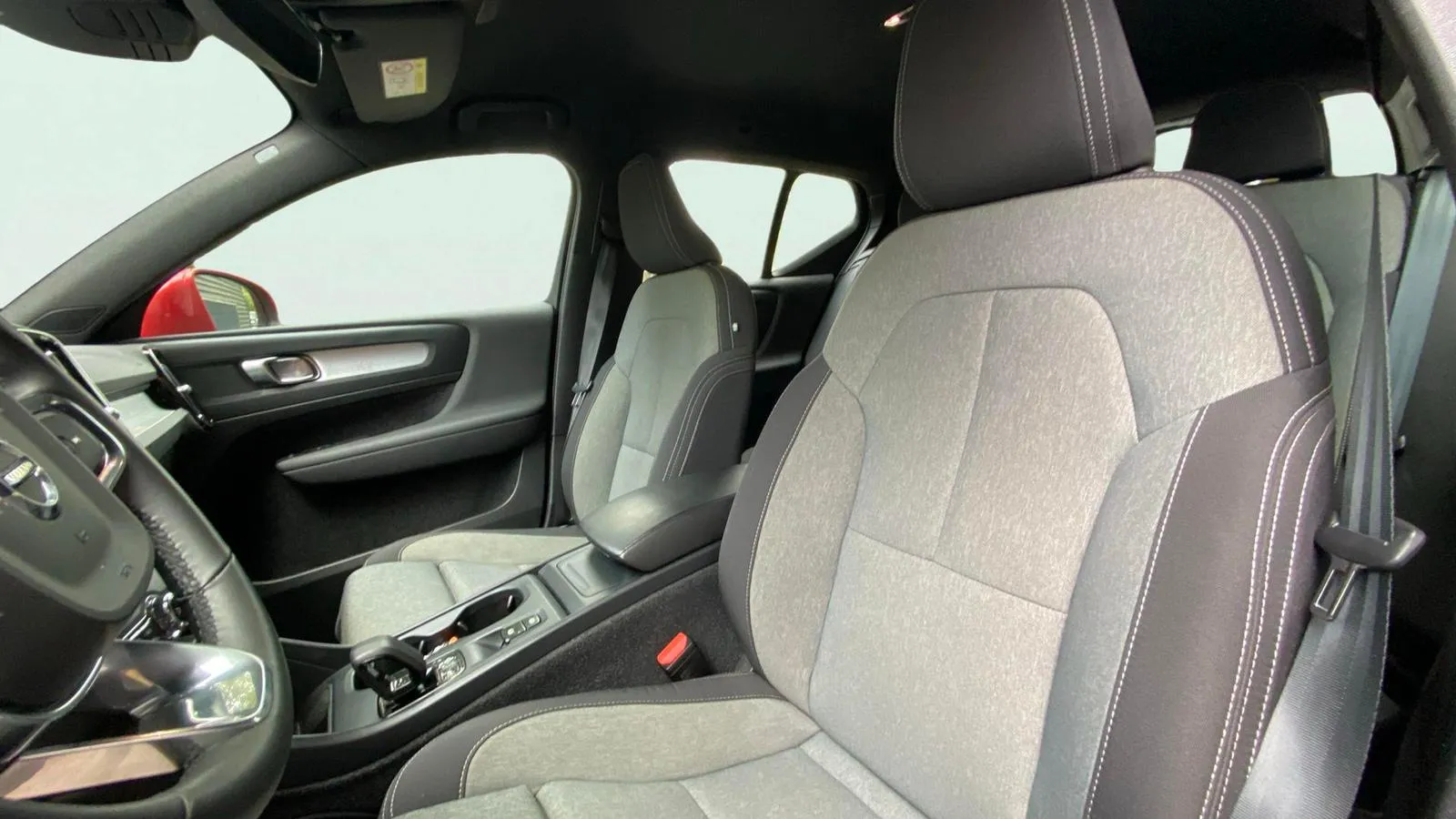 Volvo XC40 1.5 T2 Essential - foto 19