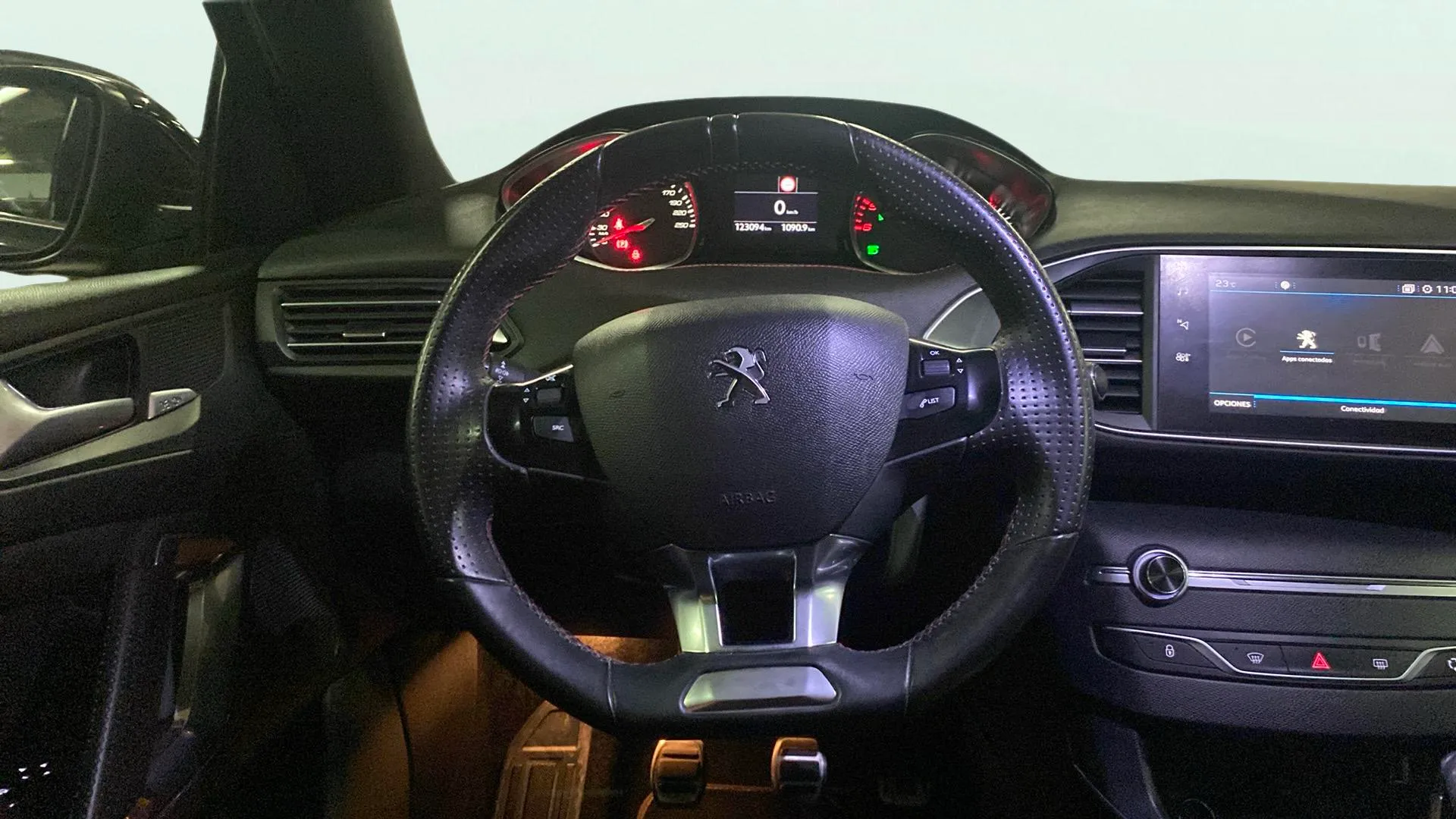 Peugeot 308 SW GT Line 2.0 BlueHDi - foto 13
