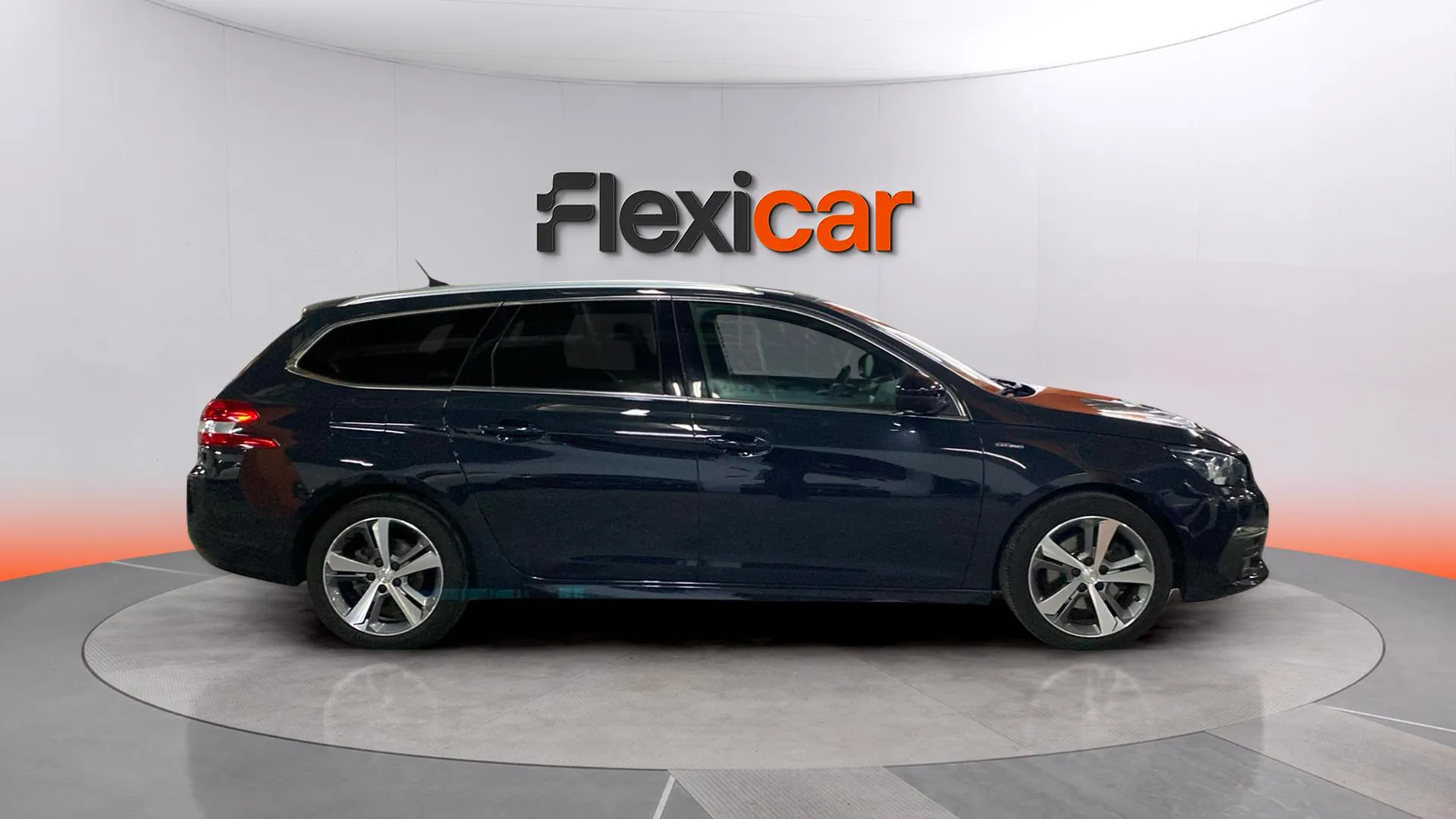 Peugeot 308 SW GT Line 2.0 BlueHDi - foto 4