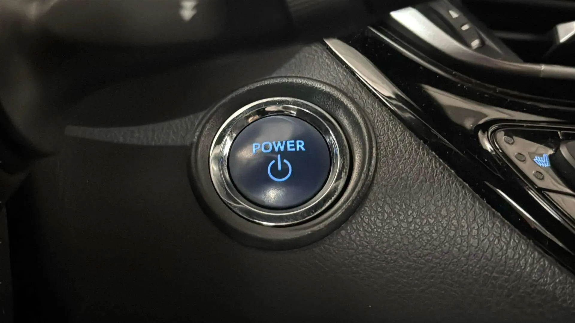 Toyota C-HR 1.8 125H Active - foto 19