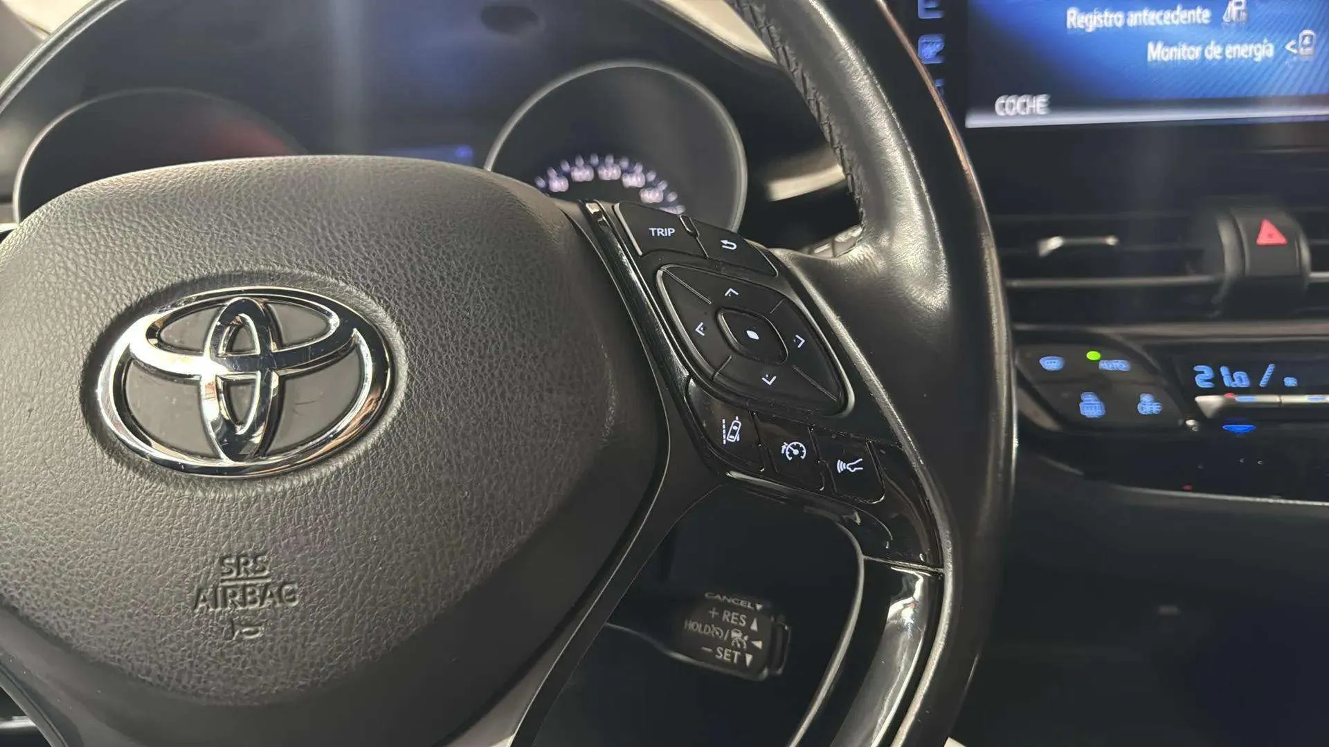 Toyota C-HR 1.8 125H Active - foto 17