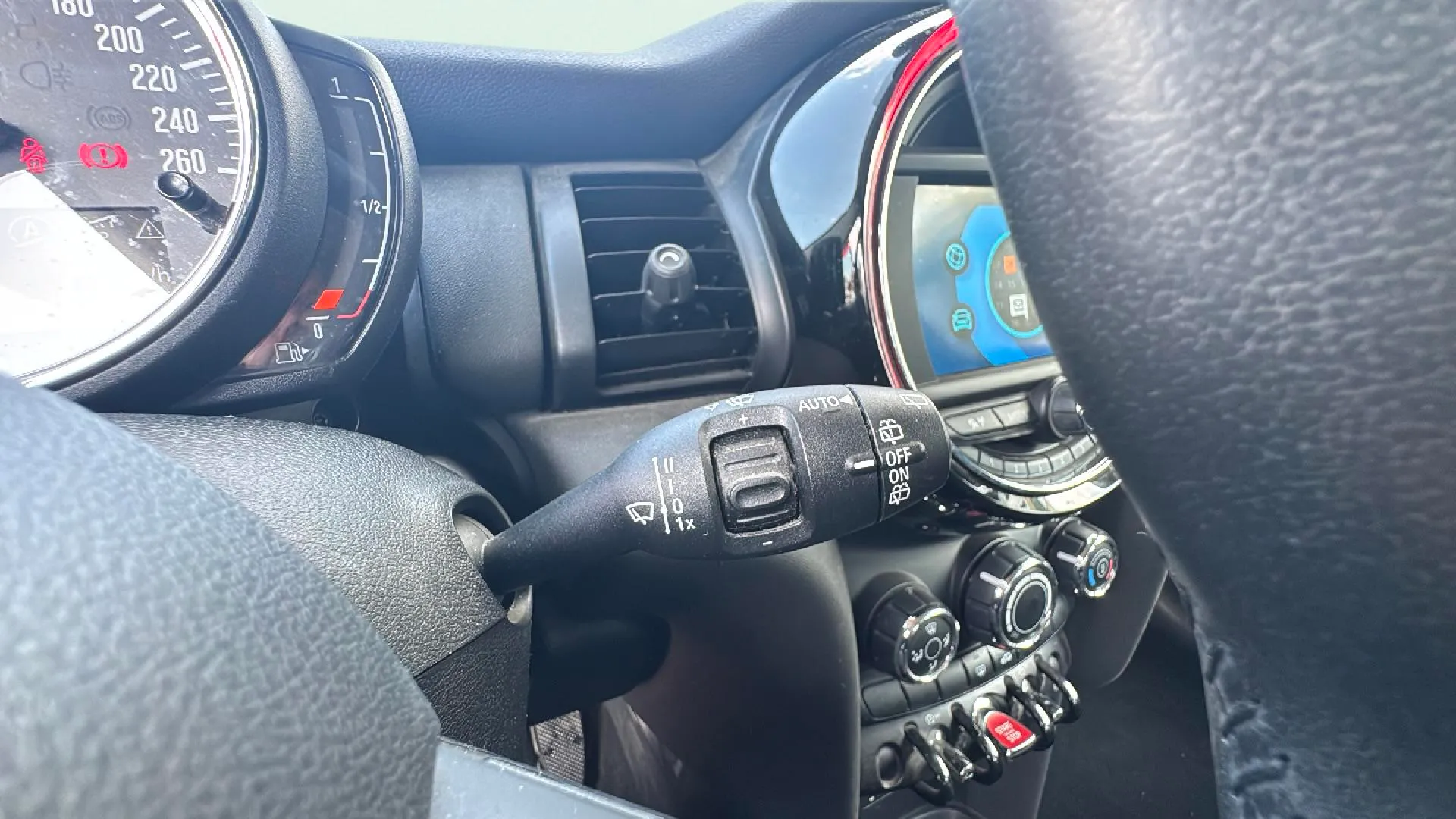 MINI Cooper One - foto 23