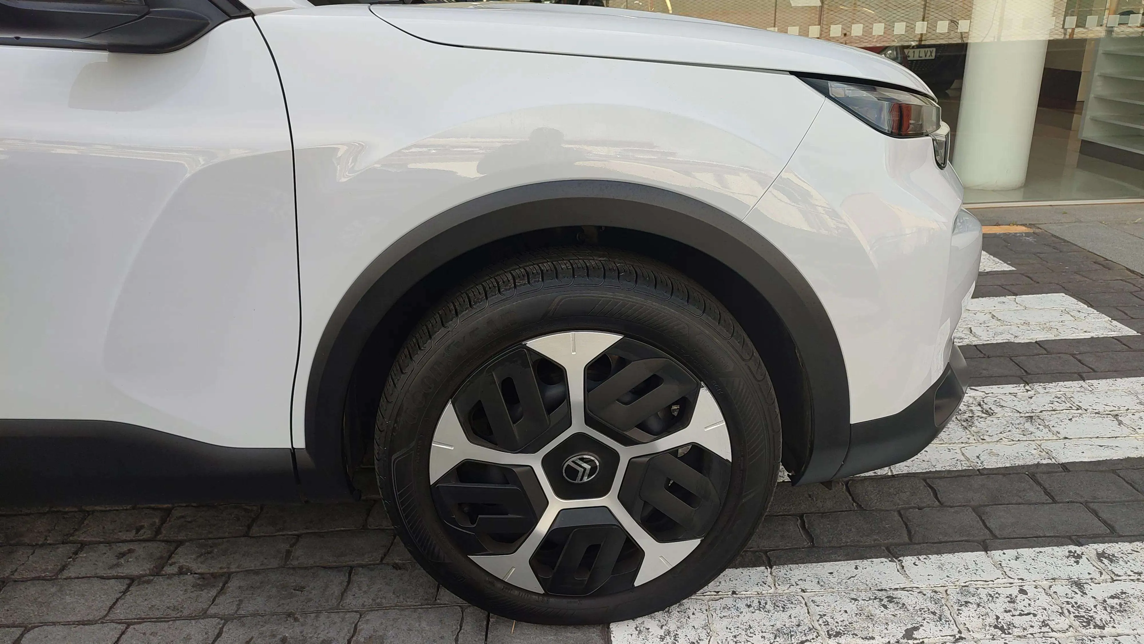 Citroën C4 Hybrid 136 e-DCS6 Plus - foto 22